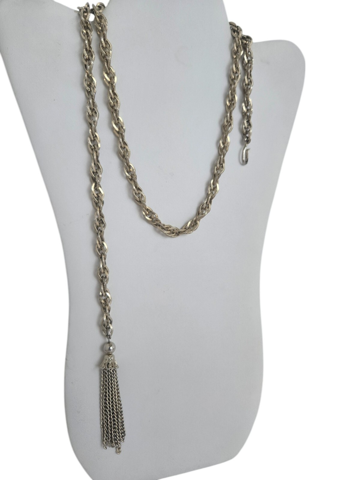 Vintage Gold Tone Textured Link 40″ Necklace w/ J Hook and Tassel