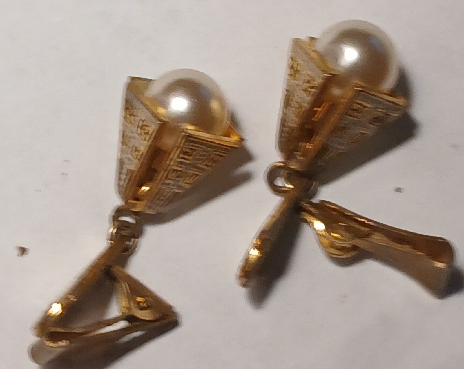 Vintage Damascene Toledo Spain GoldTone Faux Pearls Dangle Clip On Earrings 1 in