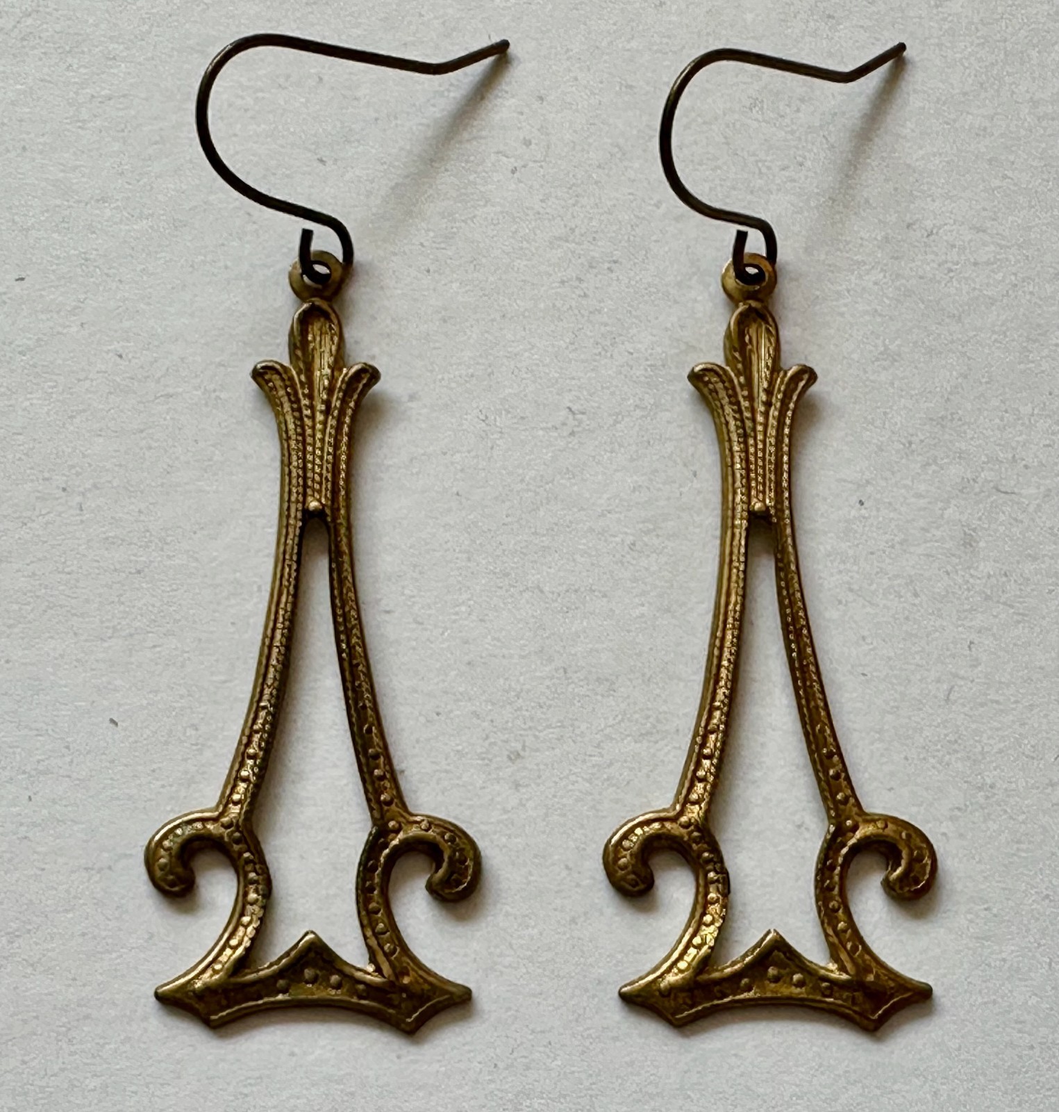 Vintage brass dangle drop art deco style charm 1 3/4″ earrings