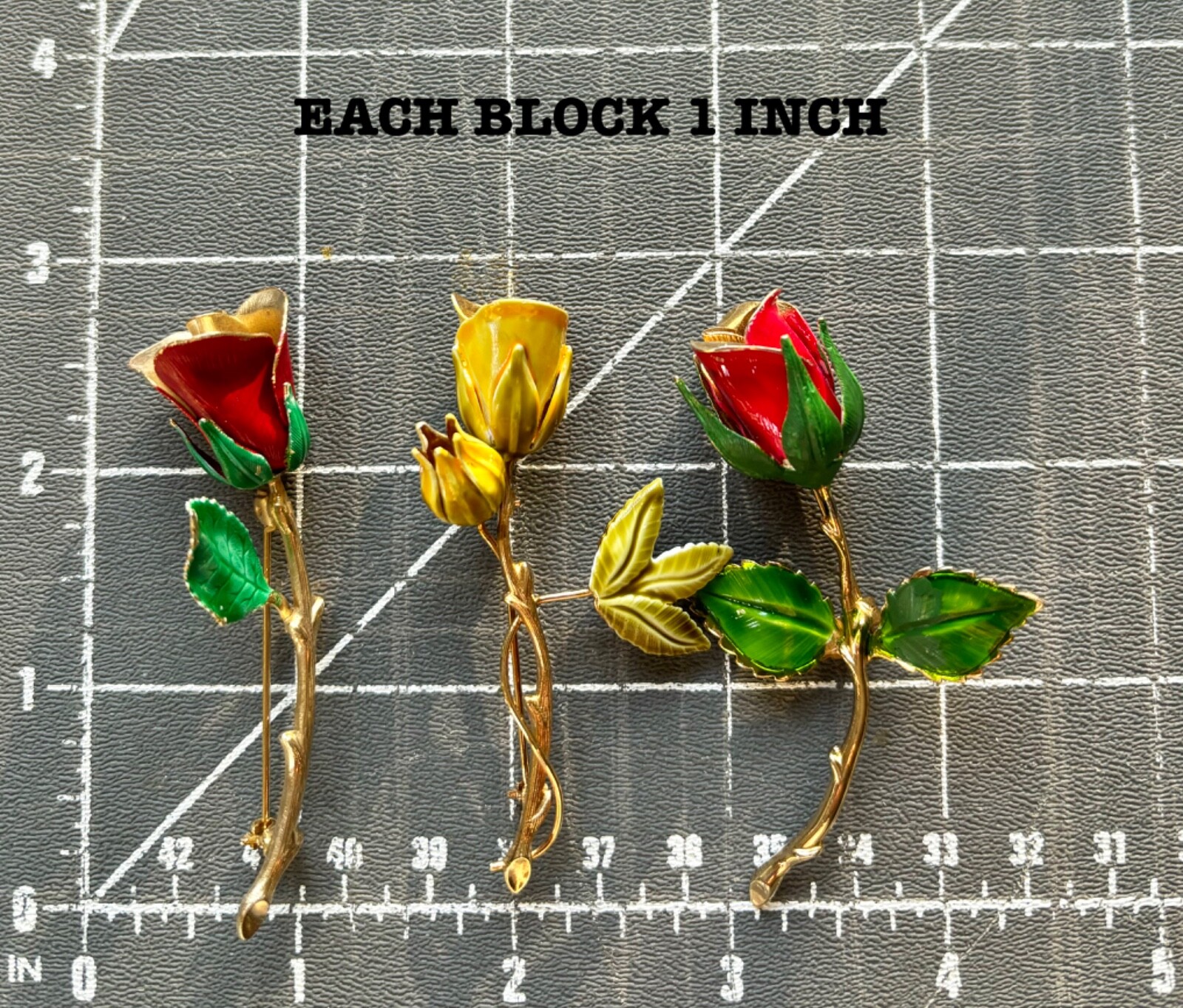 LOT OF 3 VINTAGE LONG STEM ROSE PINS, FLOWER BROOCHES, MID CENTURY COLLECTIBLES