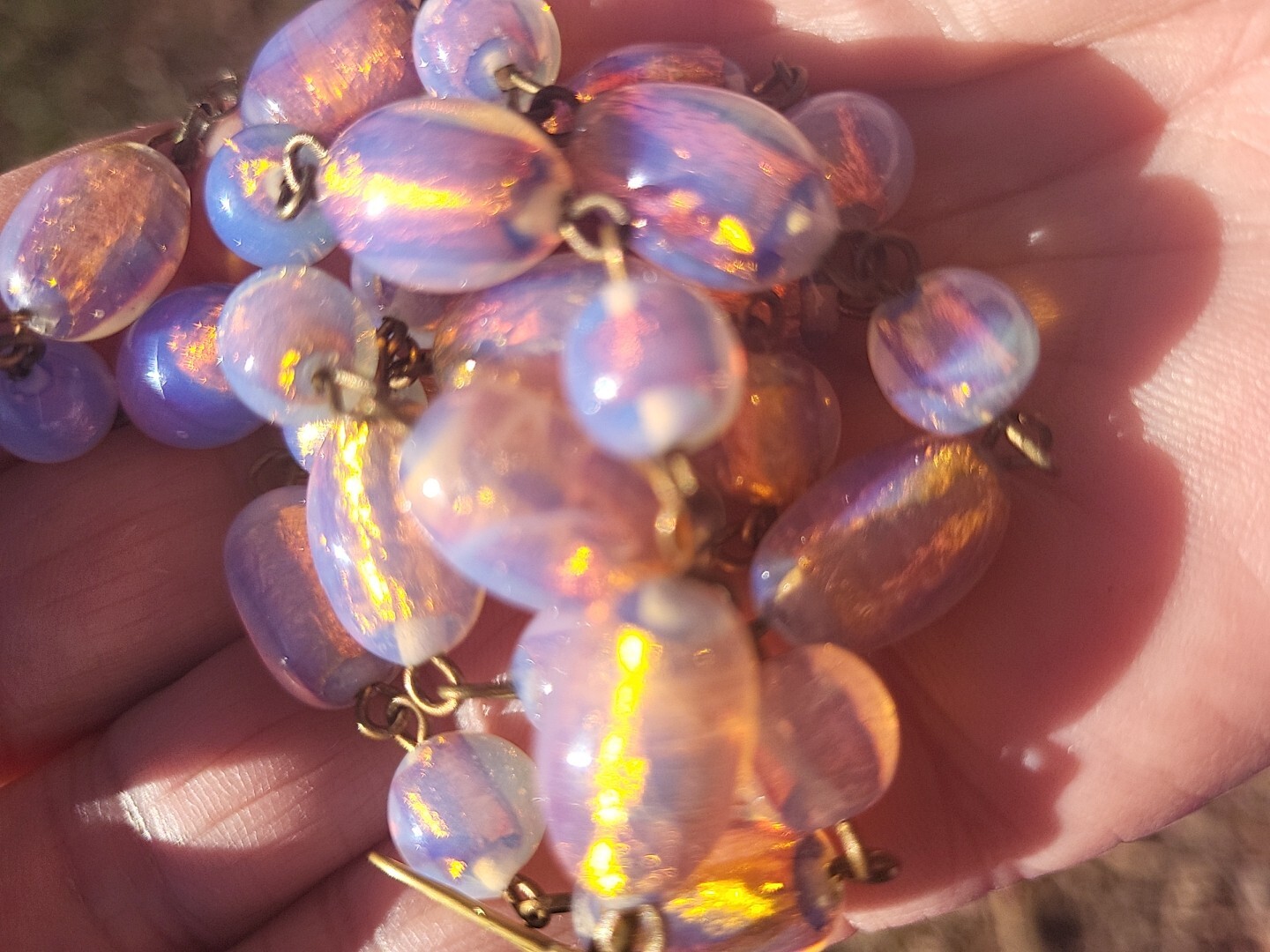 RARE ANTIQUE FIREY OPAL GOLD FOIL MILKY LILAC PINK GLASS BEAD WIRE NECKLACE SET