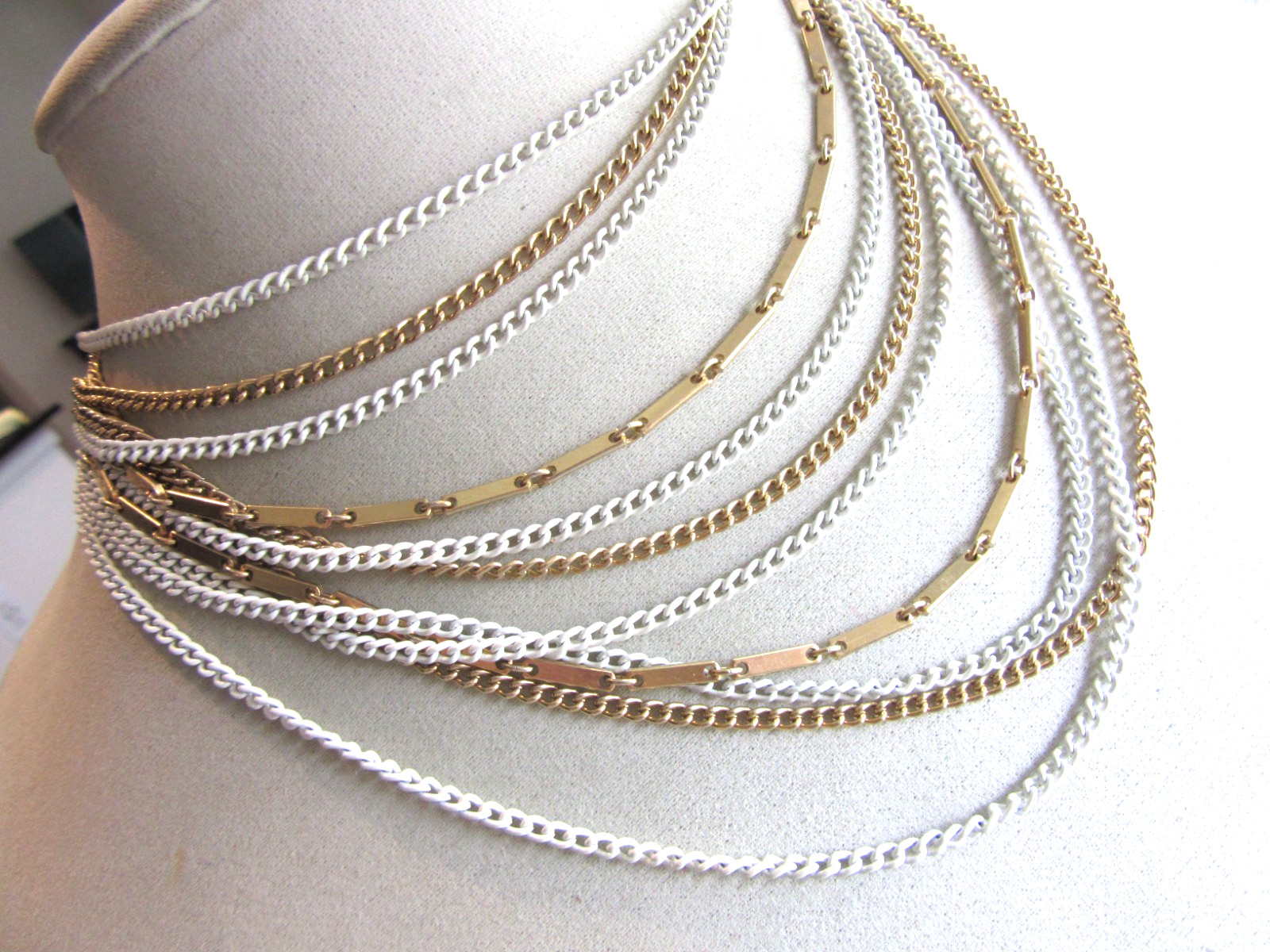 Vintage 10-chain white enameled and gold tone chains necklace -14″ long