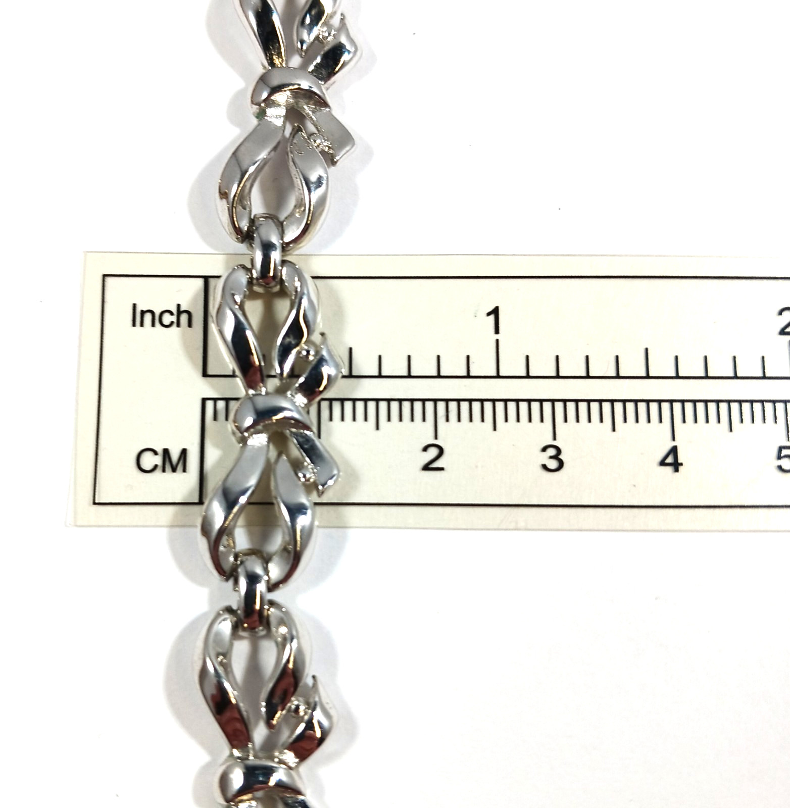 Trifari Signed Silver Collar Necklace ~ Bow Design ~ 16 inches