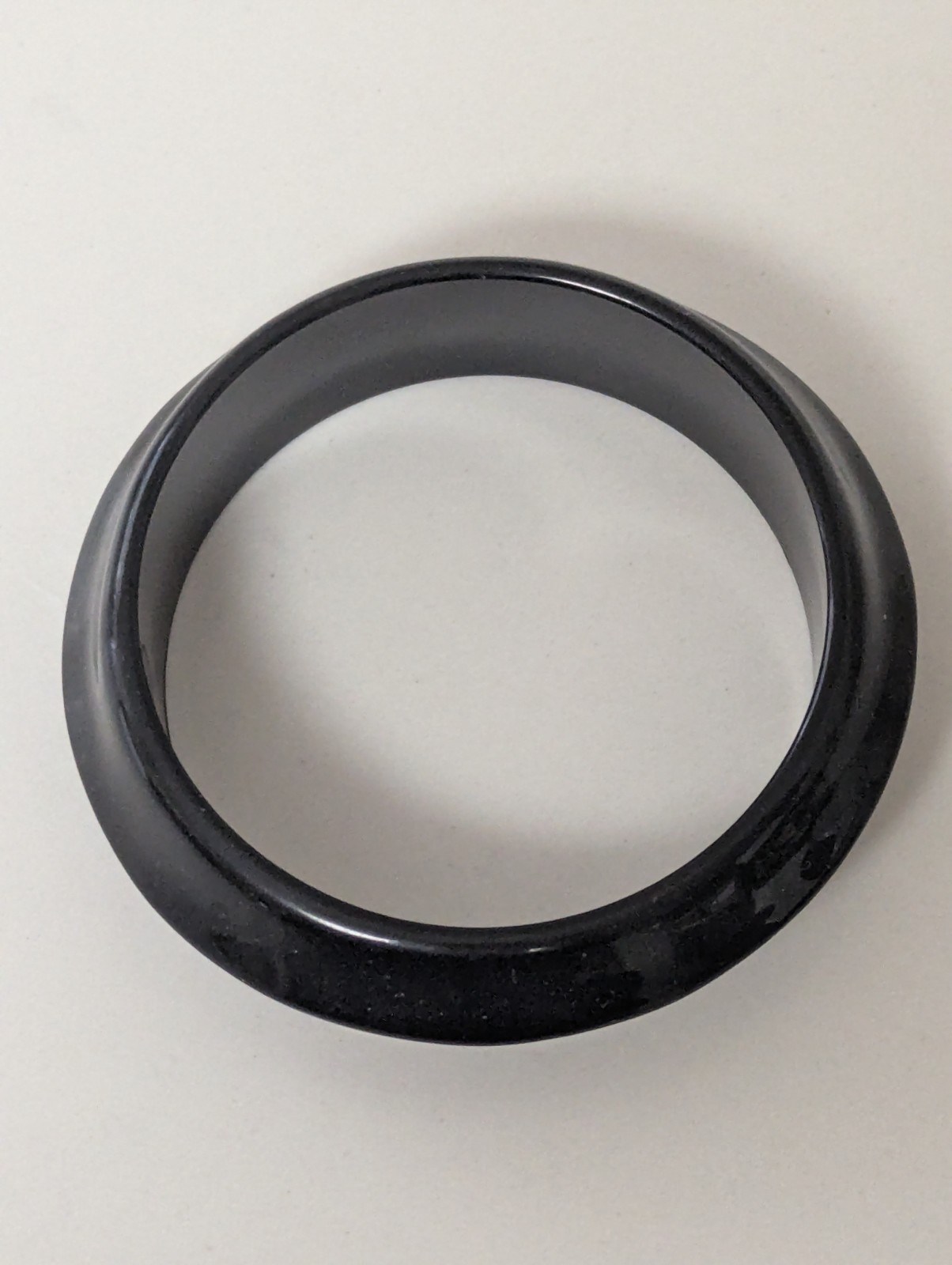 Vintage black bakelite bracelet MCM Modern “Swirl” Round Bangle