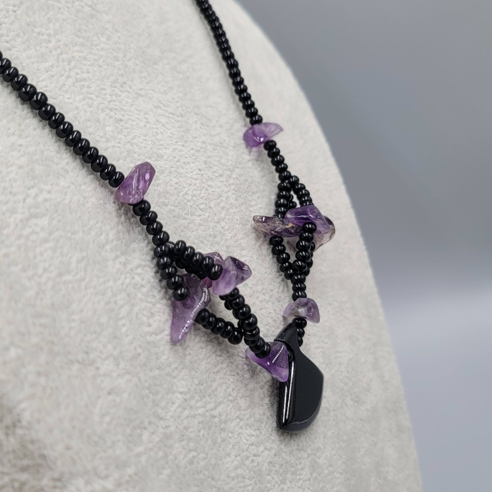 Vintage Amethyst Bead Necklace Black Seed Bead Barrel Clasp 20 in