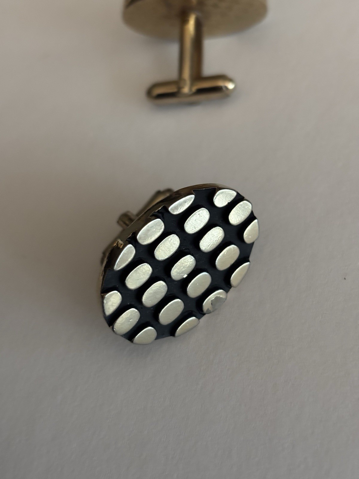 Vintage Cuff Links And Tie Clip Set Gold Toned Oval Shape Black Textured