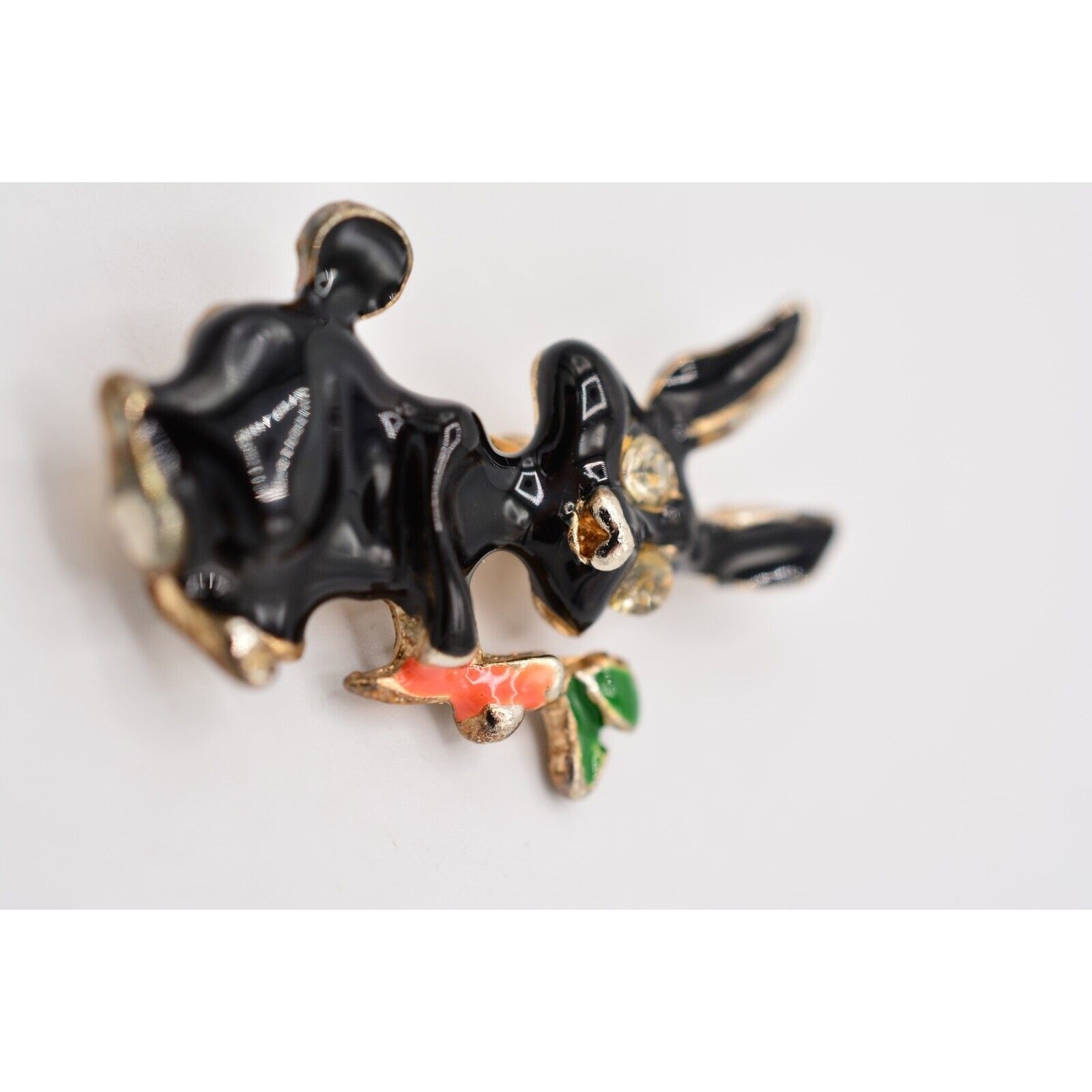 Vintage Rabbit Pin Brooch Black Bunny Enamel Carrot Small Cute Tiny BinAL