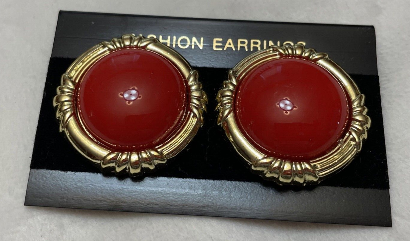 Vintage Earrings Clip On Red Button Gold Rope Accent Lucite Chunky 80s Round