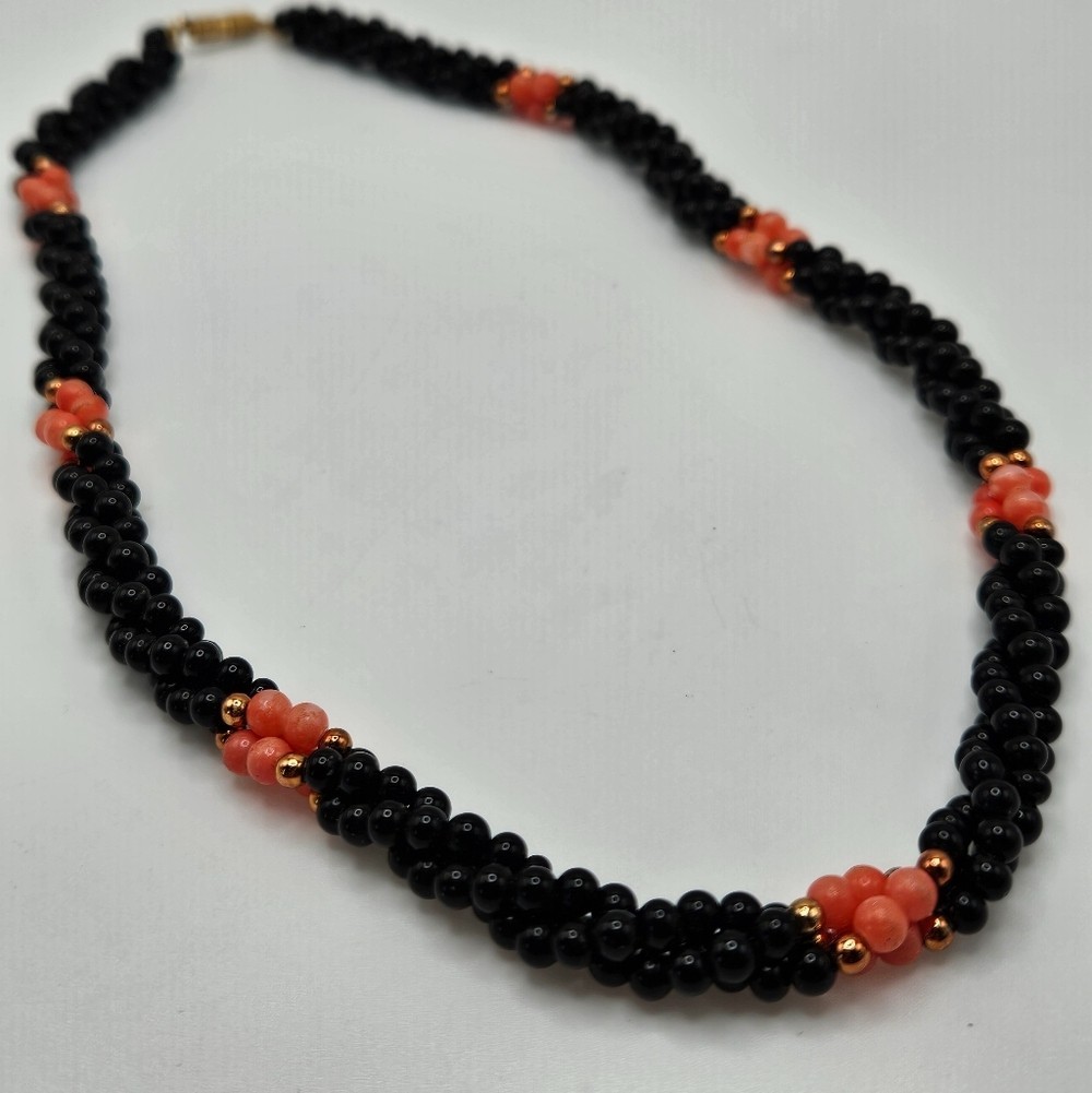 VINTAGE Black Onyx and Coral Twisted Multi-Strand Beaded Necklace Barrel Twist
