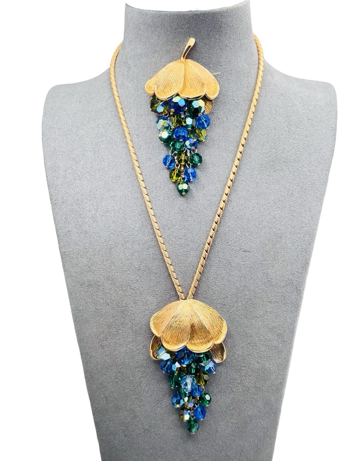 Vintage Schrager Blue Green AB Glass Dangle Bead Necklace Brooch Earrings Set