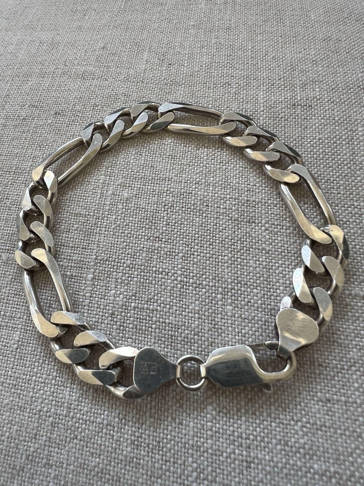 Vintage heavy solid 925 Italy AZ Sterling silver figaro chain bracelet 7.25”