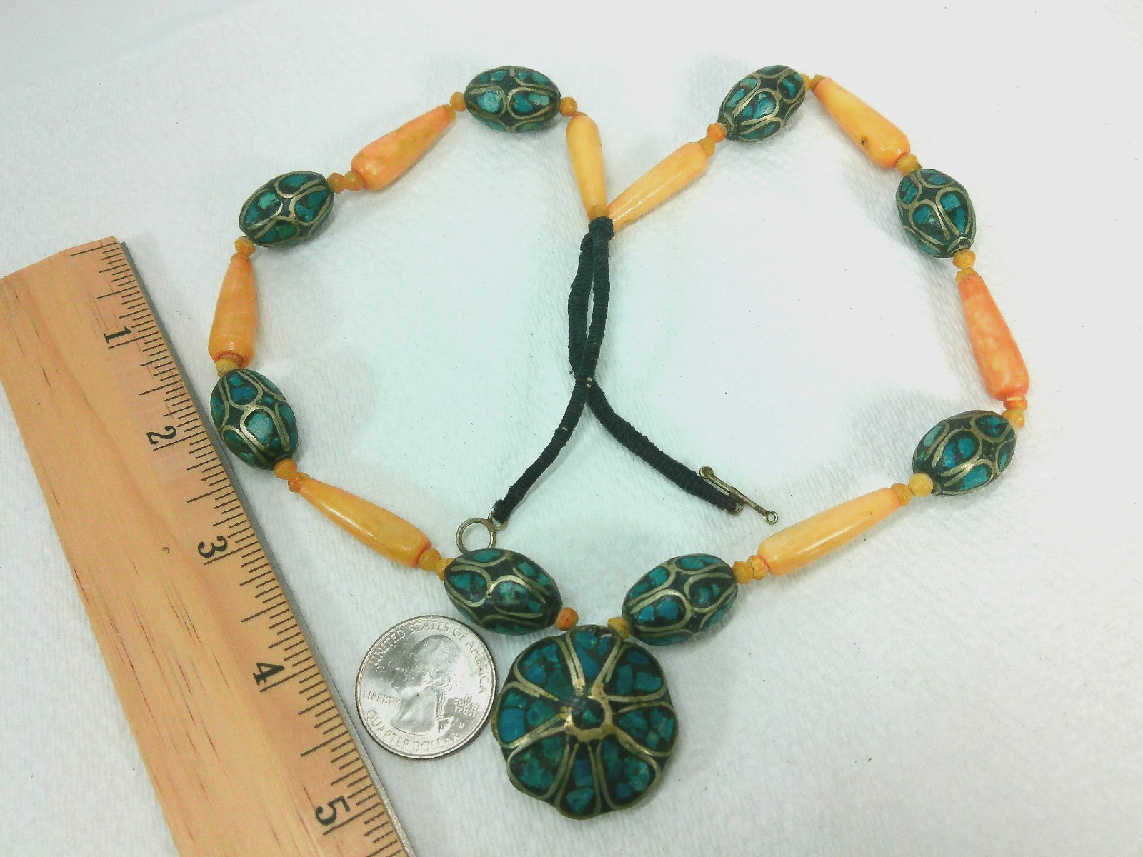 Vtg Turqoise Chip Inlay Silver Cow Bone Beaded Tribal Flower Pendant Necklace