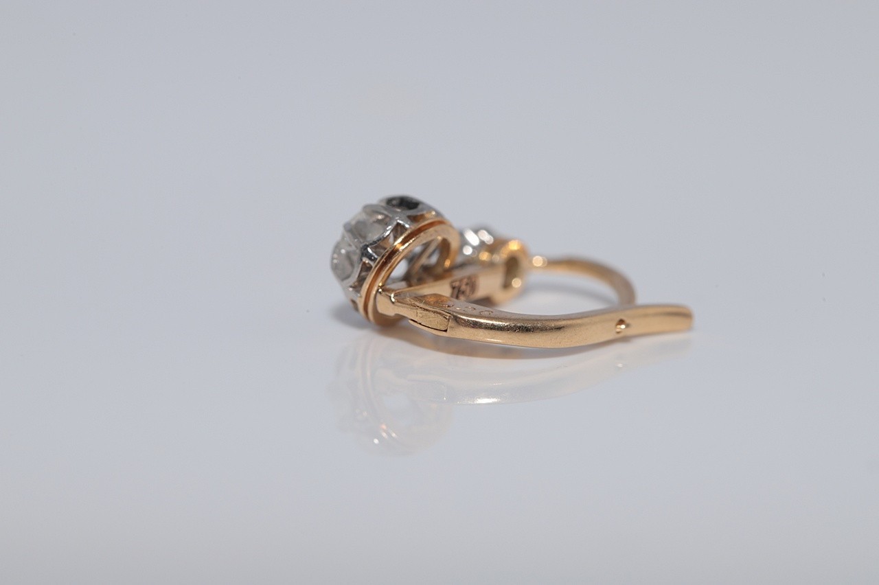Antique Circa 1920s 18k Gold Art Deco Natural Diamond Decorated Earring