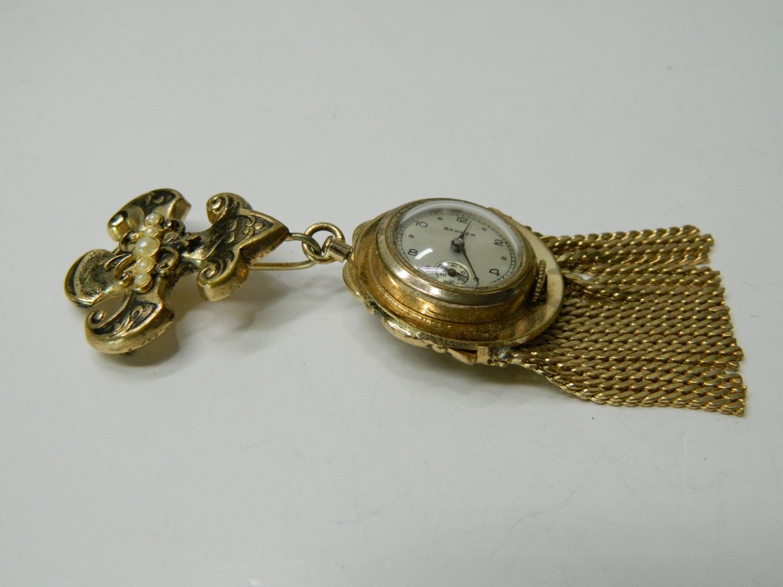 Vintage BANNER small hand reversable Brooch Pin Dangle wind-up Watch Gold Tone