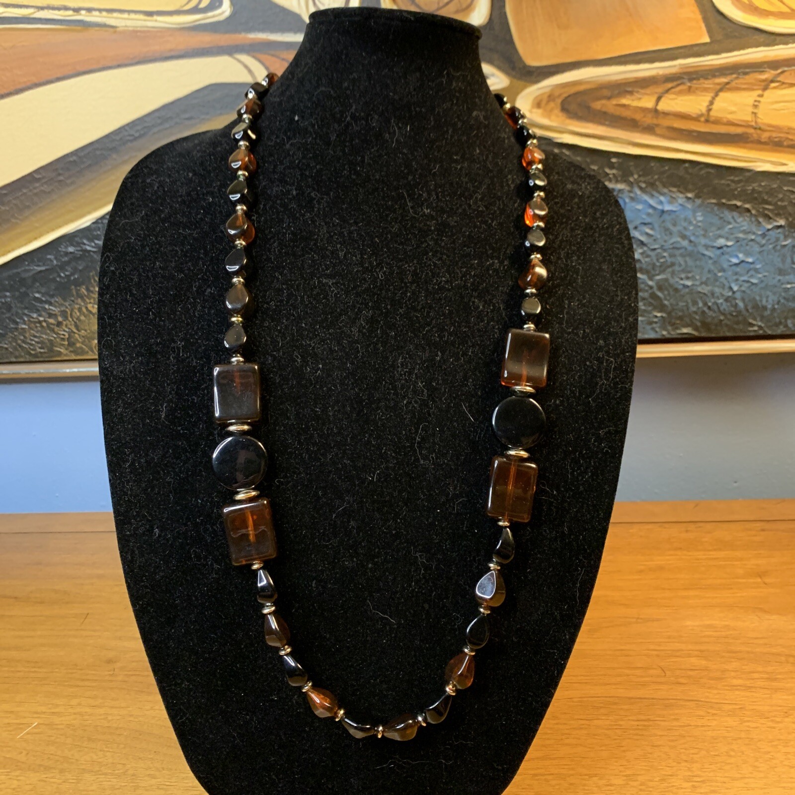 Vintage goldtone Genuine Lucite made in Hong Kong Black Brown beaded 18”necklace