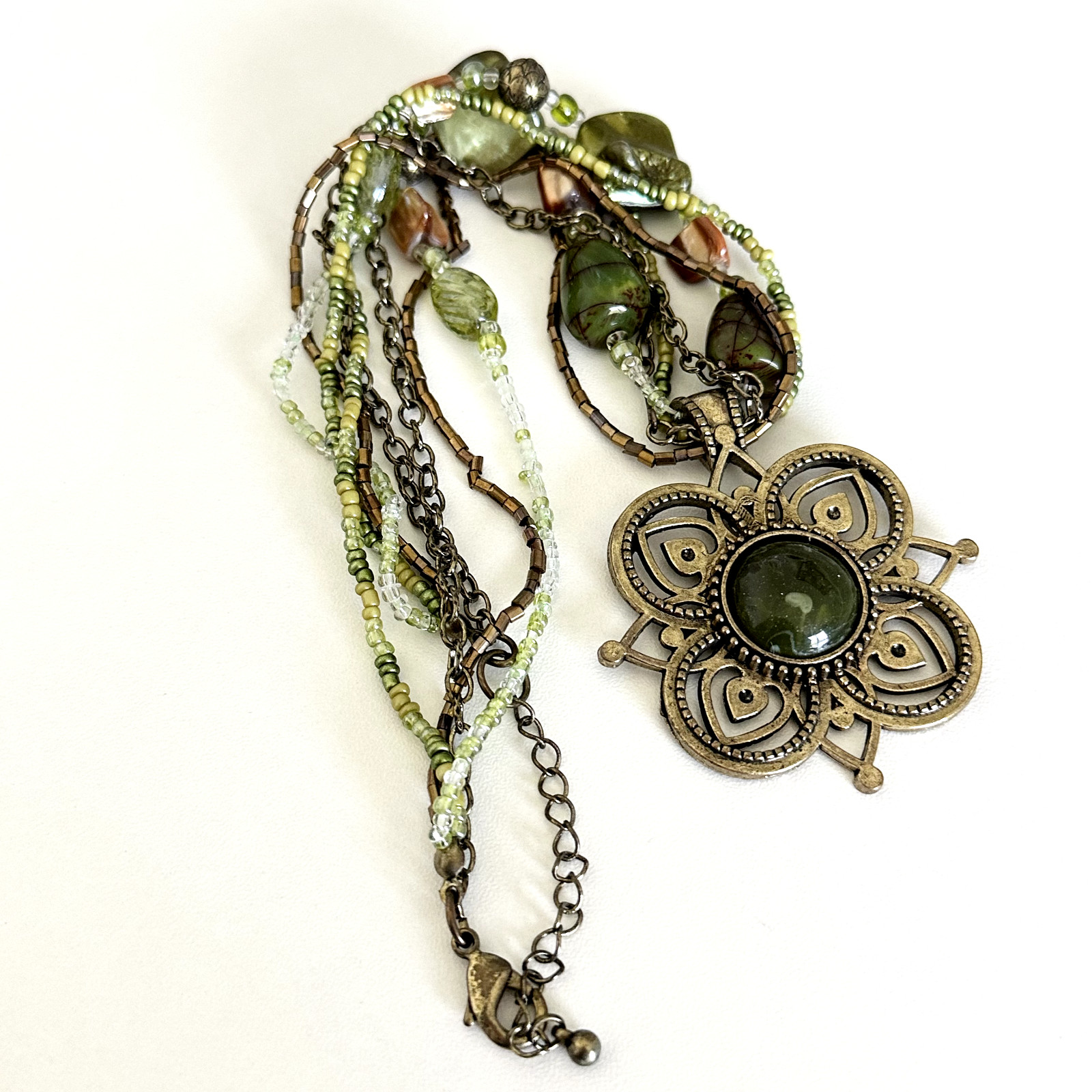 Ladies Green Mother Of Pearl Multicolor Glass Multi Strand Flower Necklace 19″