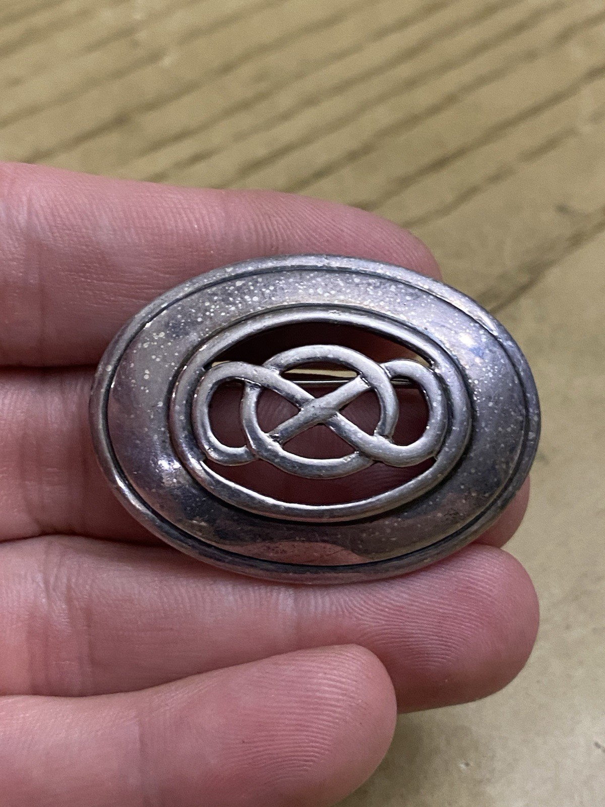 Vintage Kit Heath Scottish sterling silver Oval Celtic design brooch pin