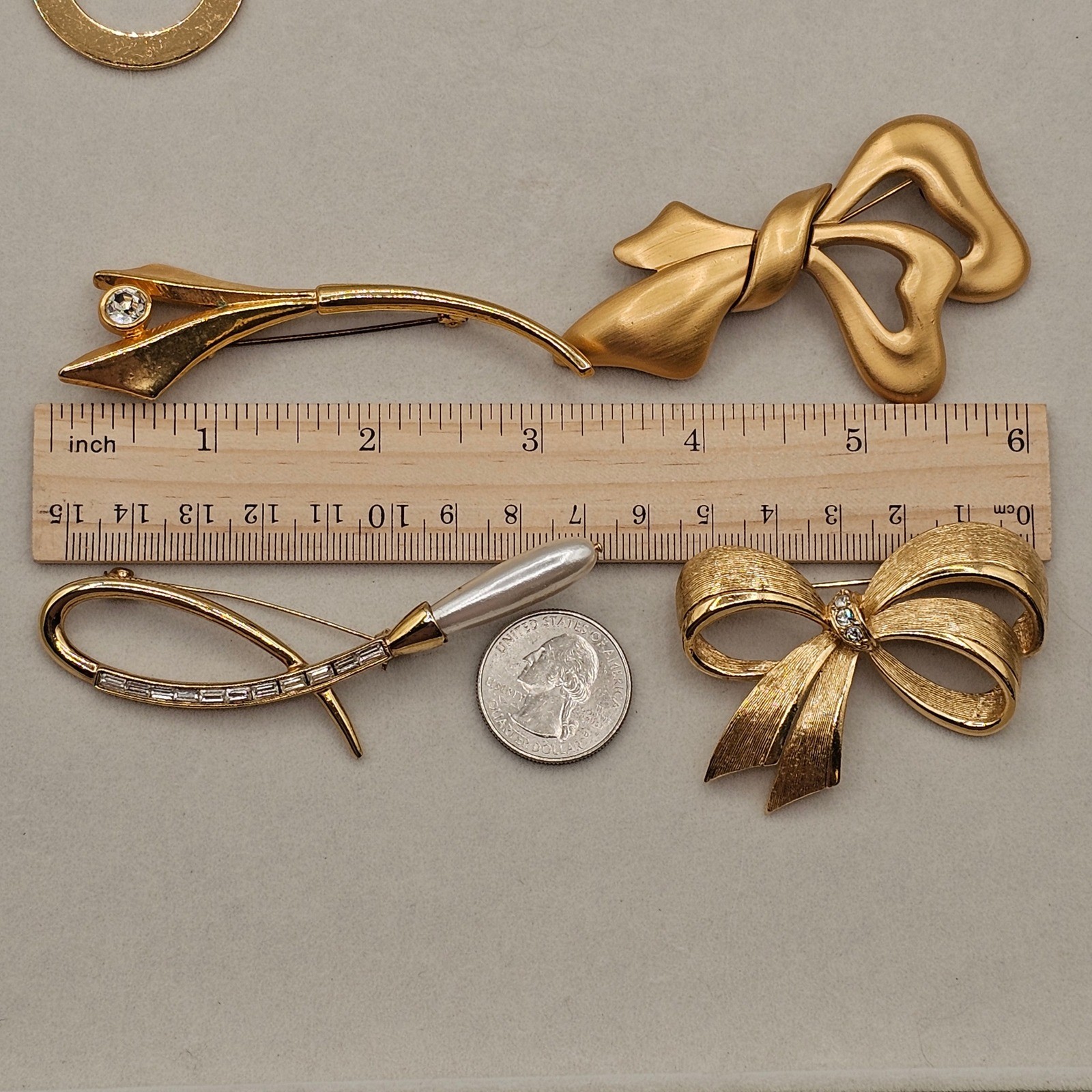 Gold Tone Brooch Lot 13pc Gold Tone Faux Pearl Enamel Rhinestone Avon Monet Pins