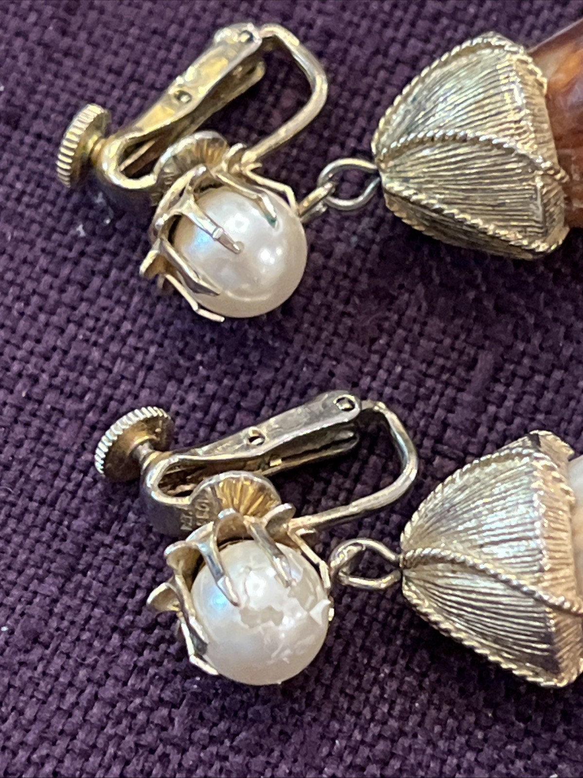 Vintage Classic Coro Dangle Drop Pearl Cabochon Swirled Lucite Clip On Earrings