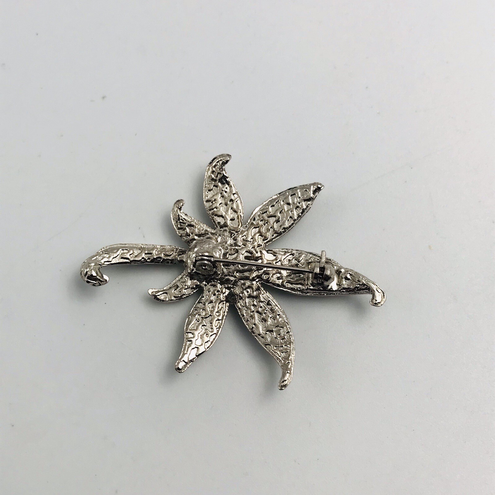 Vintage Flower Silver Tone Brooch Pin w/ Clear Rhinestone 2″ x 1.5″
