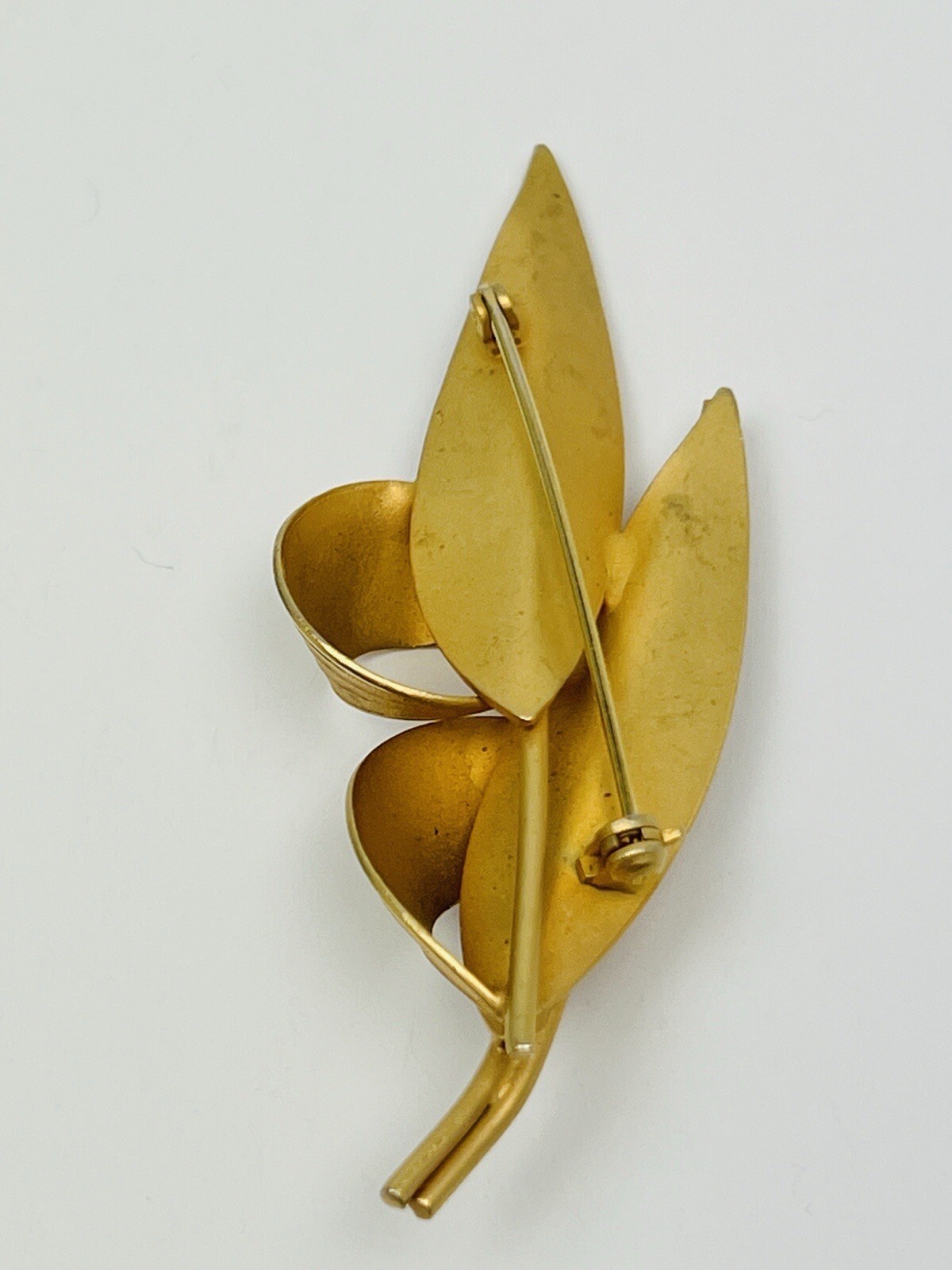 Vintage Brushed Gold Tone 4 Lily Leaf Pin Brooch Textured Nature
