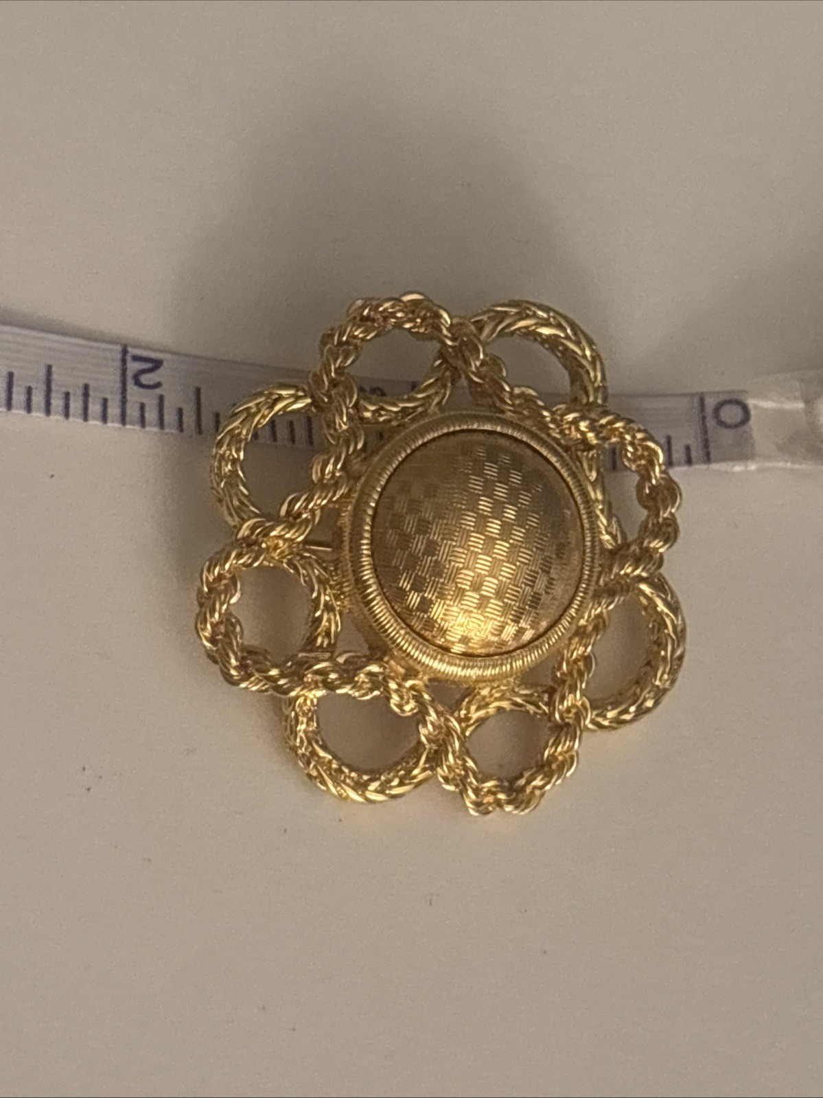 Vtg Monet Gold-tone Rope Knotted Checkered Center Brooch On Original Card