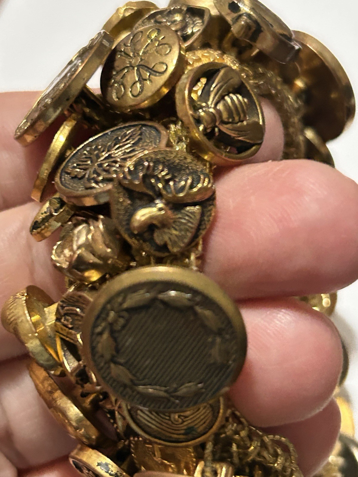 Vintage Mid-Century Buttons Bracelet Stretchy Crochet Gold Tone Victorian Style