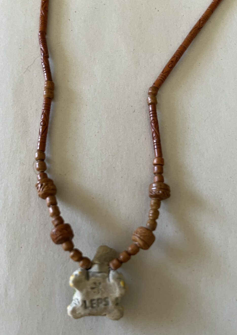 Vintage LEPS Green Ceramic Turtle Necklace Wood Beads Screw Clasp 17.5″