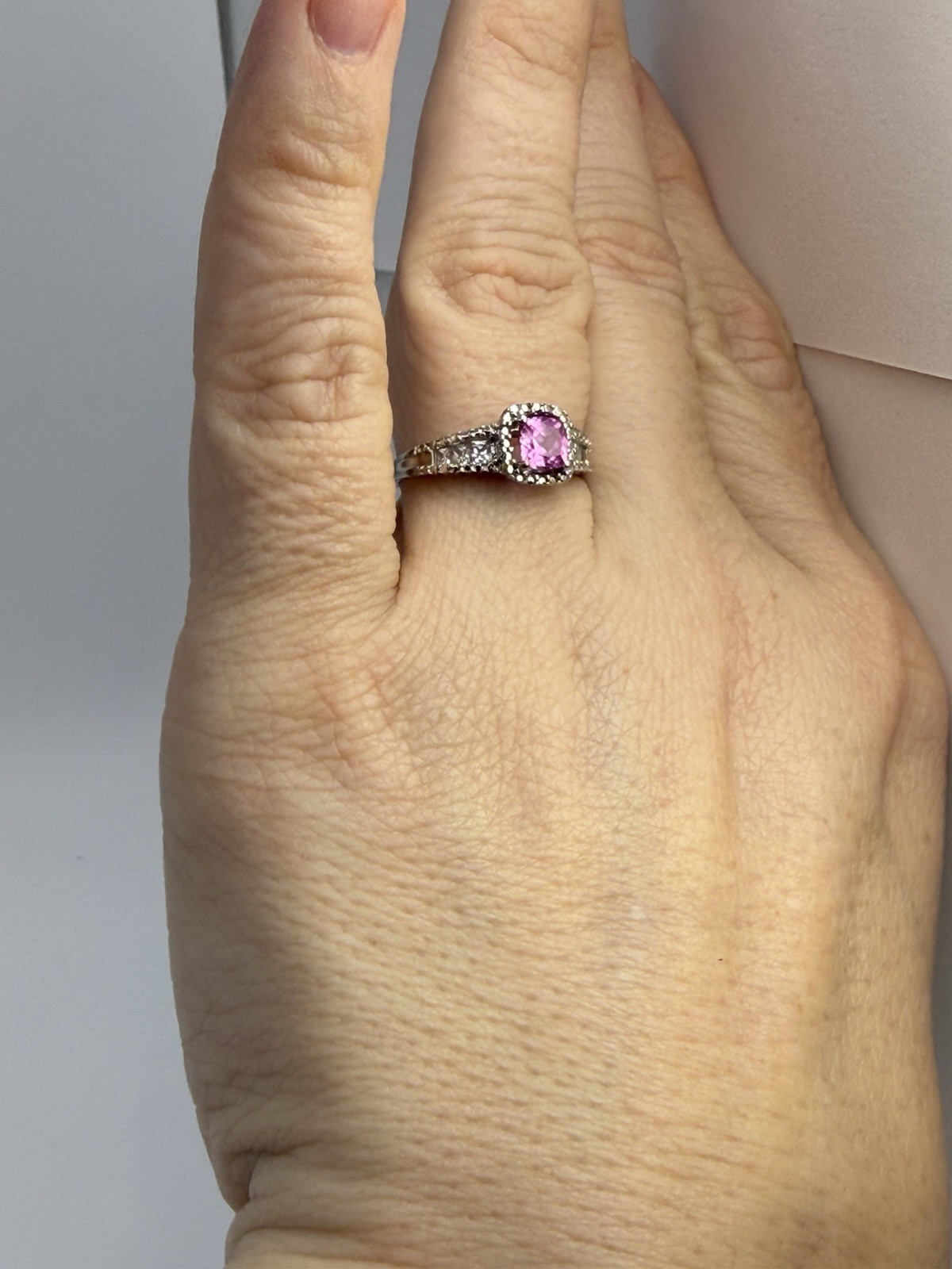 VINTAGE E.S. FEINSTEIN Ring Sz 7 with Dark Pink Stone STERLING SILVER 925
