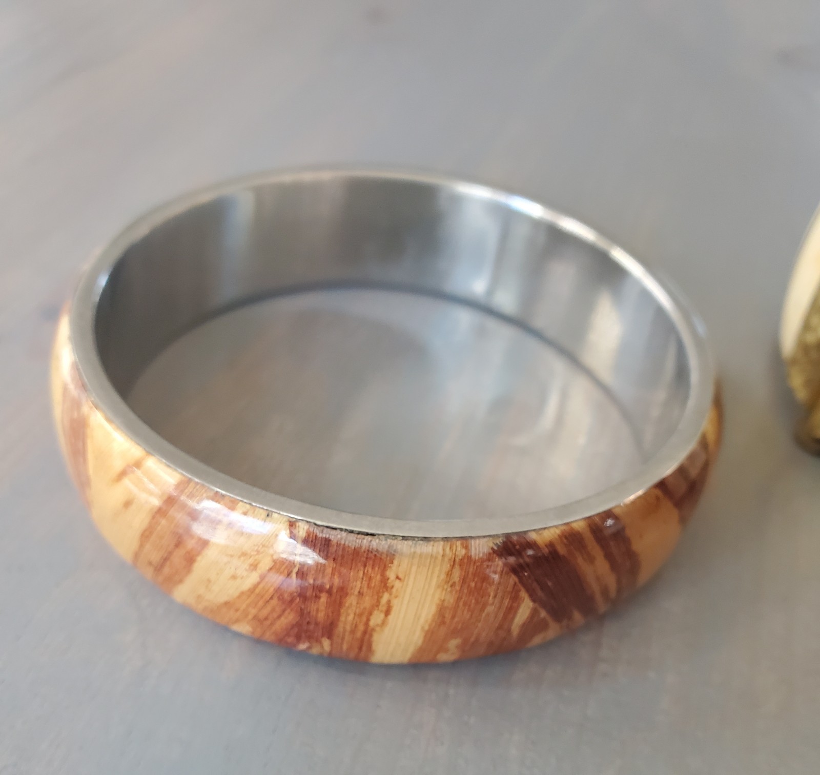 Lot Of Vintage Bangle Bracelets. Brass And Bone. Lucite And Wood.