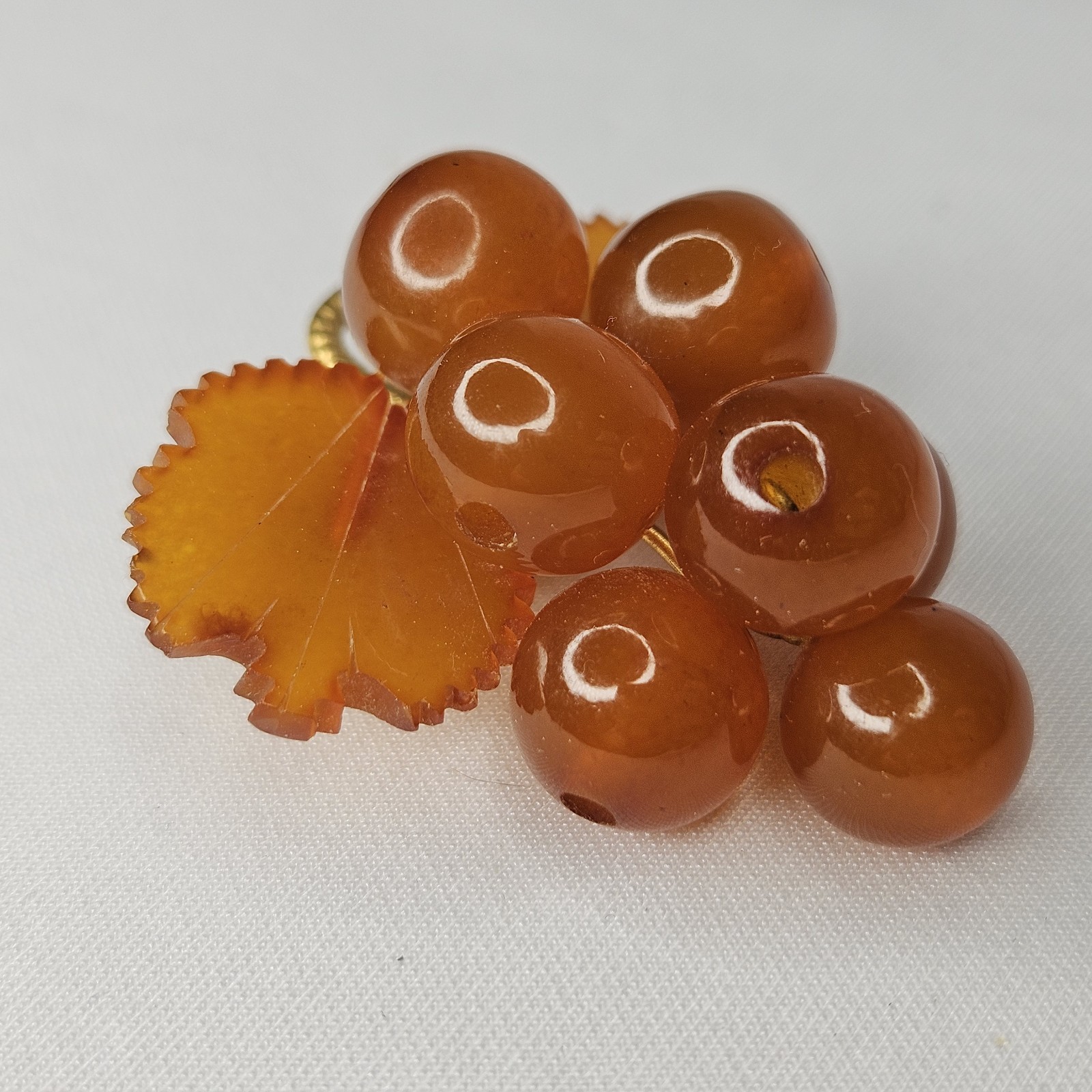 Vintage Baltic Amber Brooch Pin Grape Cluster Gold Tone 9RK Stamp Russian Soviet
