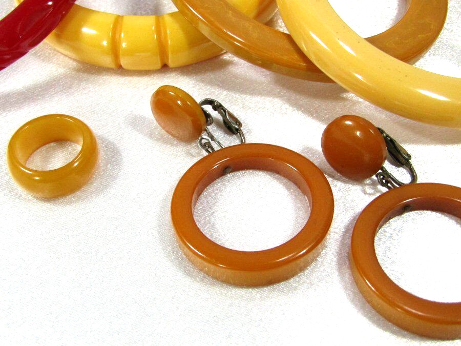Vintage Bakelite Lot of 6 Pcs 4 Bangle Bracelet Some Carved Hoop Earrings Ring