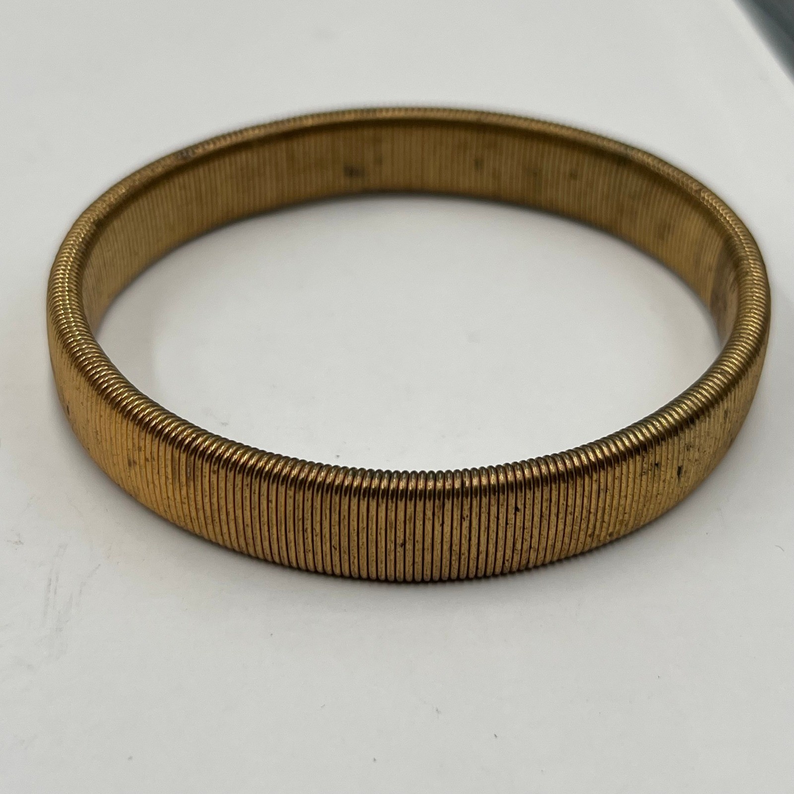 VTG Expansion Spring Bangle Bracelet Set Mixed Gold Silver Tone Slinky Stack 4