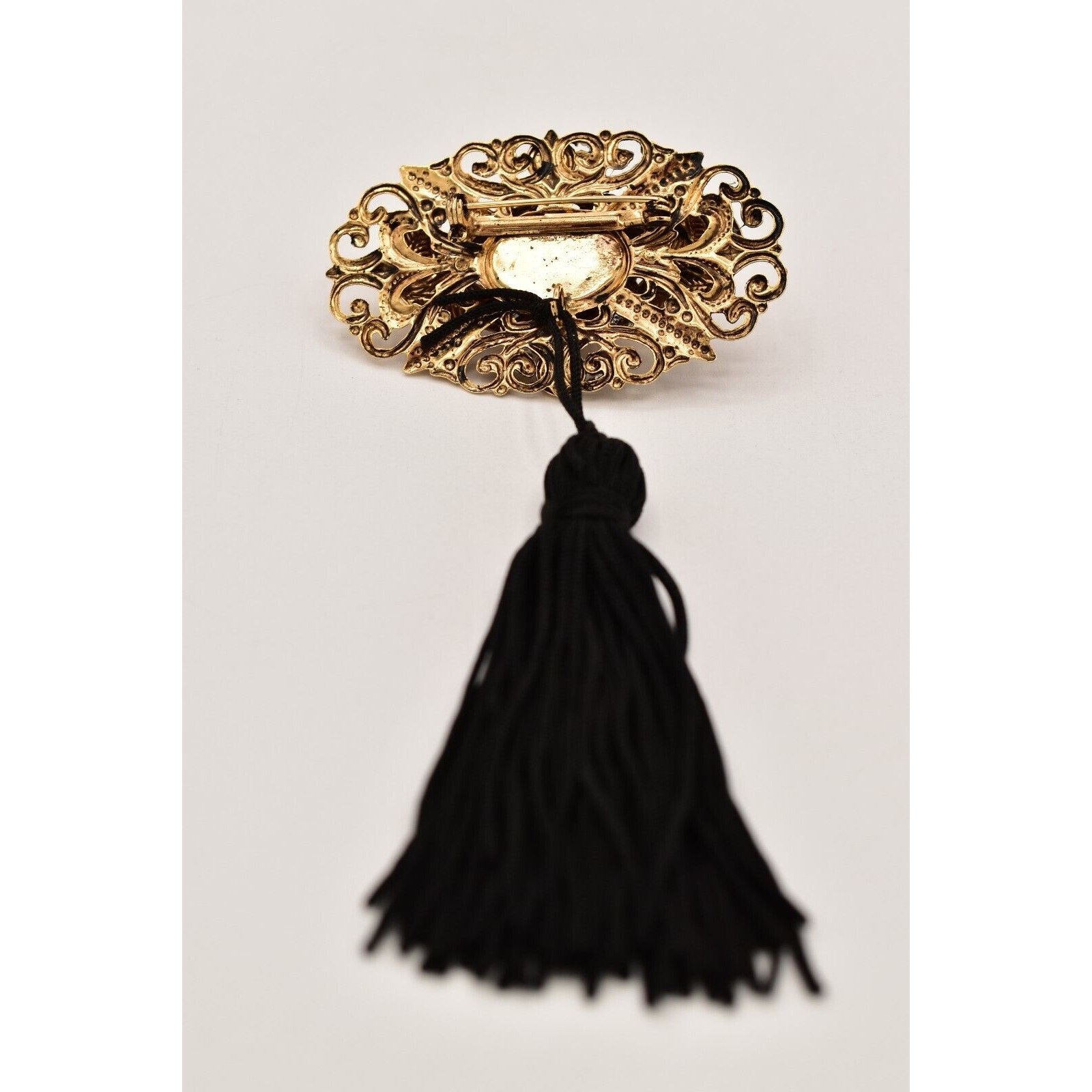 Vintage Cabochon Tassel Pin Brooch Lightweight Antiqued Gold Blue Black BinBG