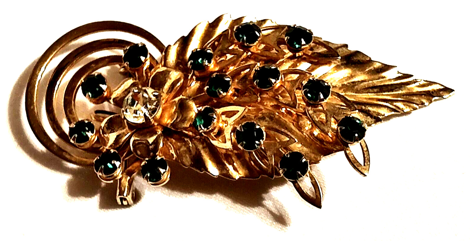 Green Stone Leaves Art Nouveau Brooch Flower VTG Estate 1930’s-1950’s