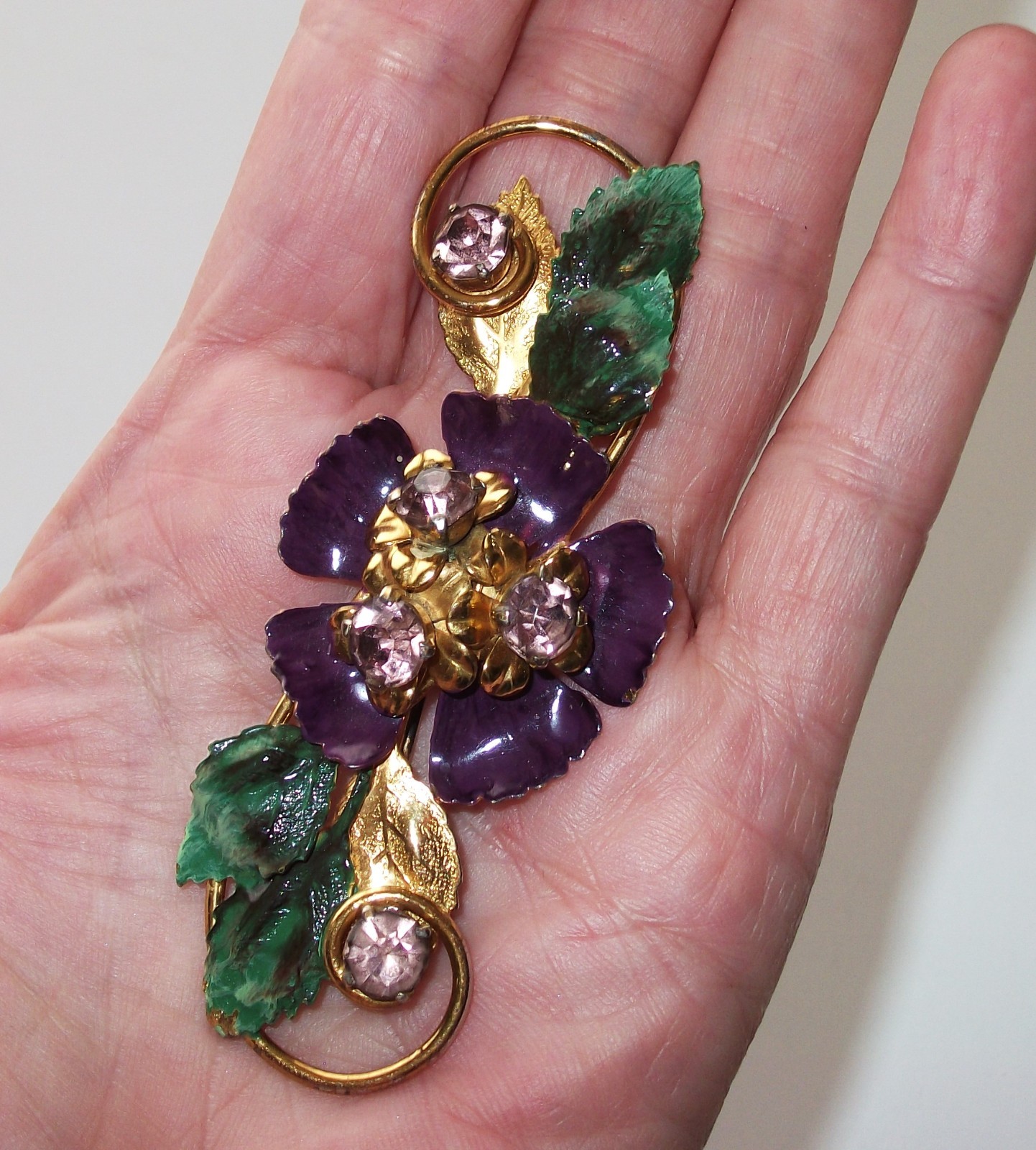 Lg.Sterling silver,Gold tone,enamel,vintage brooch,flower,purple,crystals,