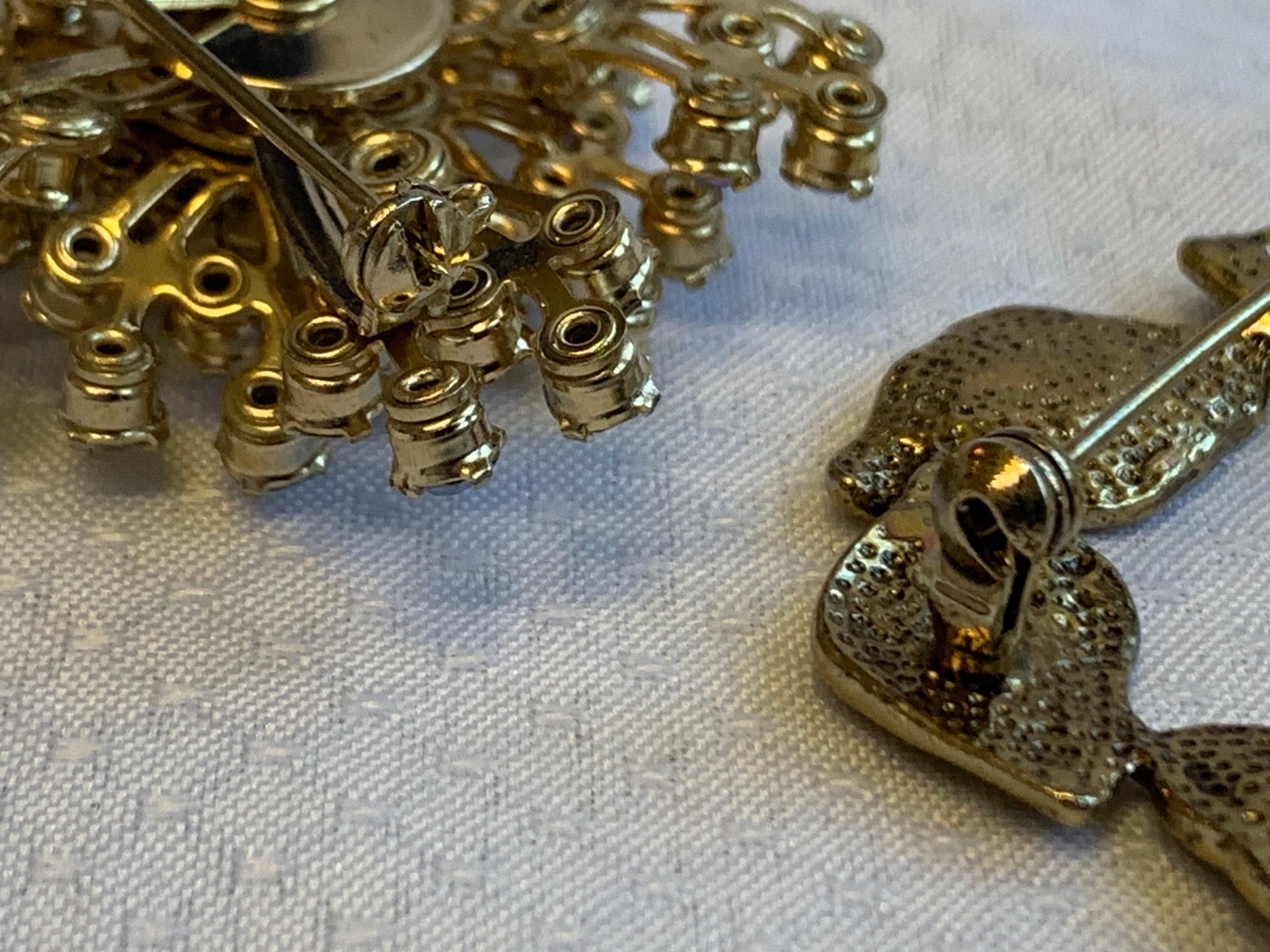 Vtg Brooch Lot Giovanni Gerrys Monet Sarah C Avon Scatter Pins Costume Jewelry