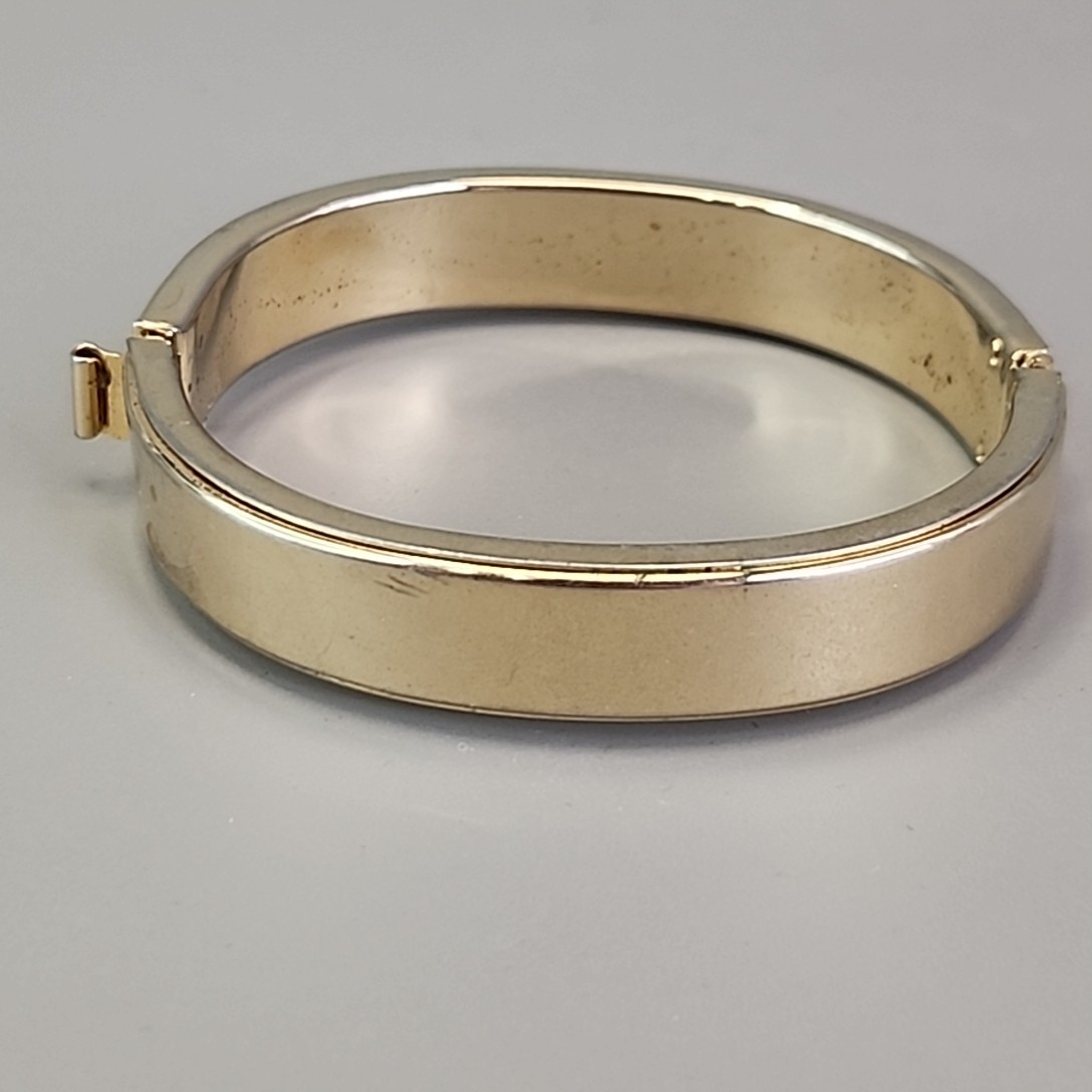Vintage Bangle Bracelet 1cm Glossy Gold Tone 6.75″