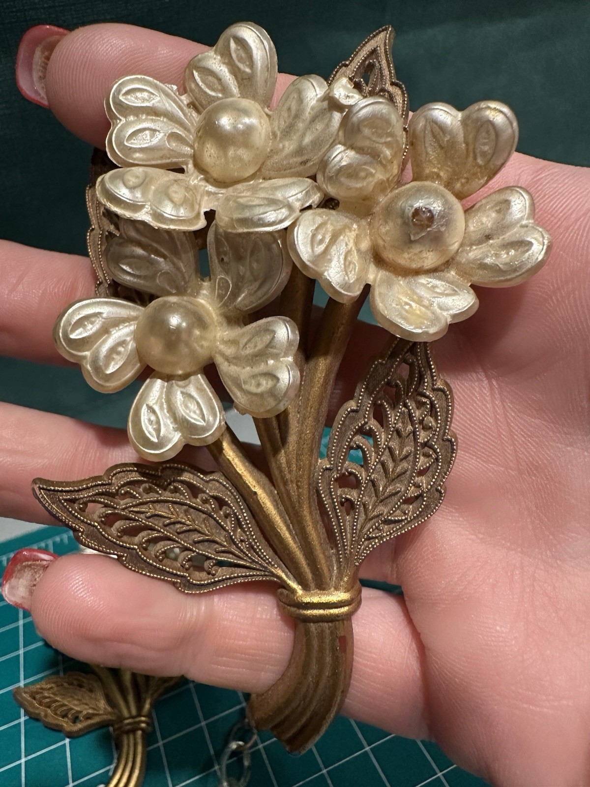 Vintage Ivory Gold Celluloid Floral Necklace 2 Brooches Pins Set Estate Jewelry