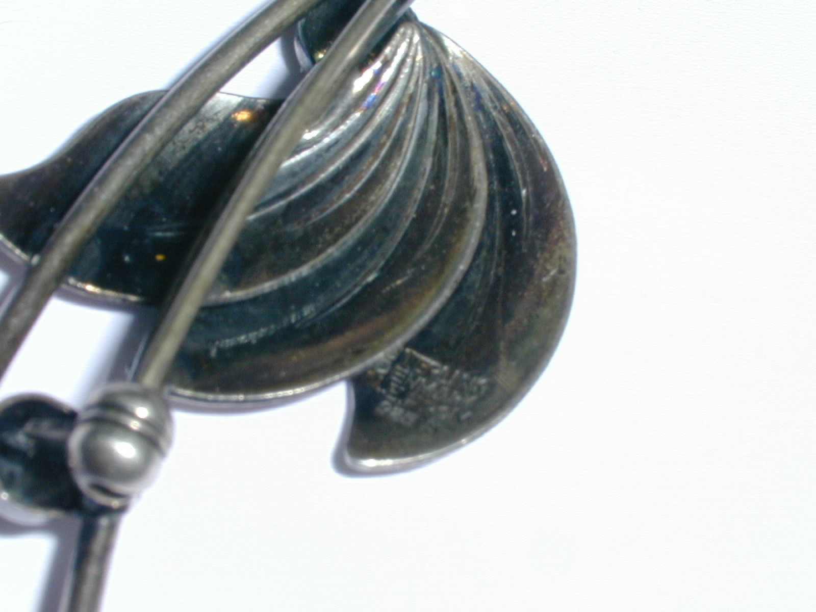 N E FROM- DENMARK STERLING SILVER MODERNIST FLORAL BROOCH- VINTAGE!
