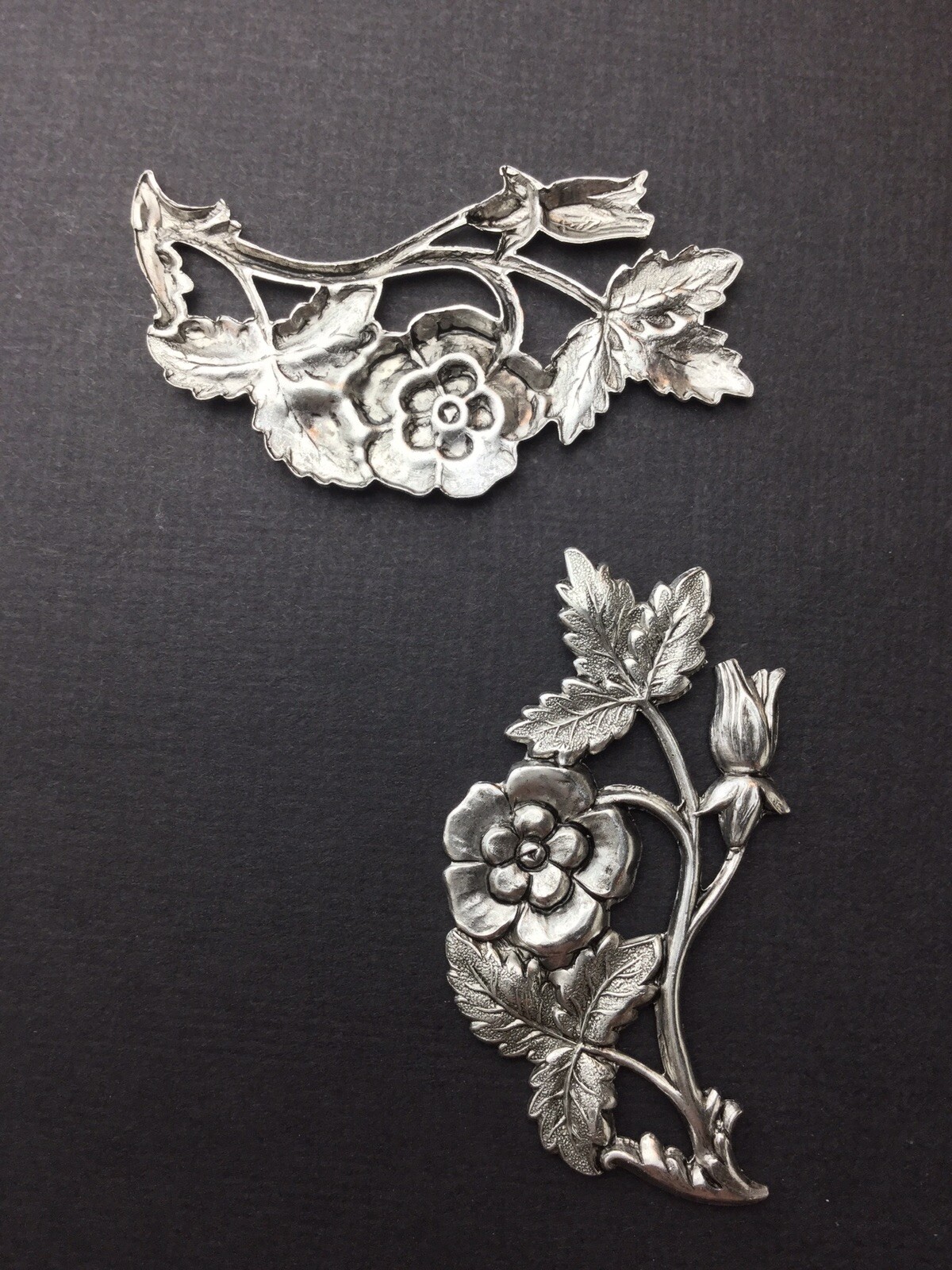 30094 Matte Silver Oxidized Victorian Floral Spray Jewelry Finding