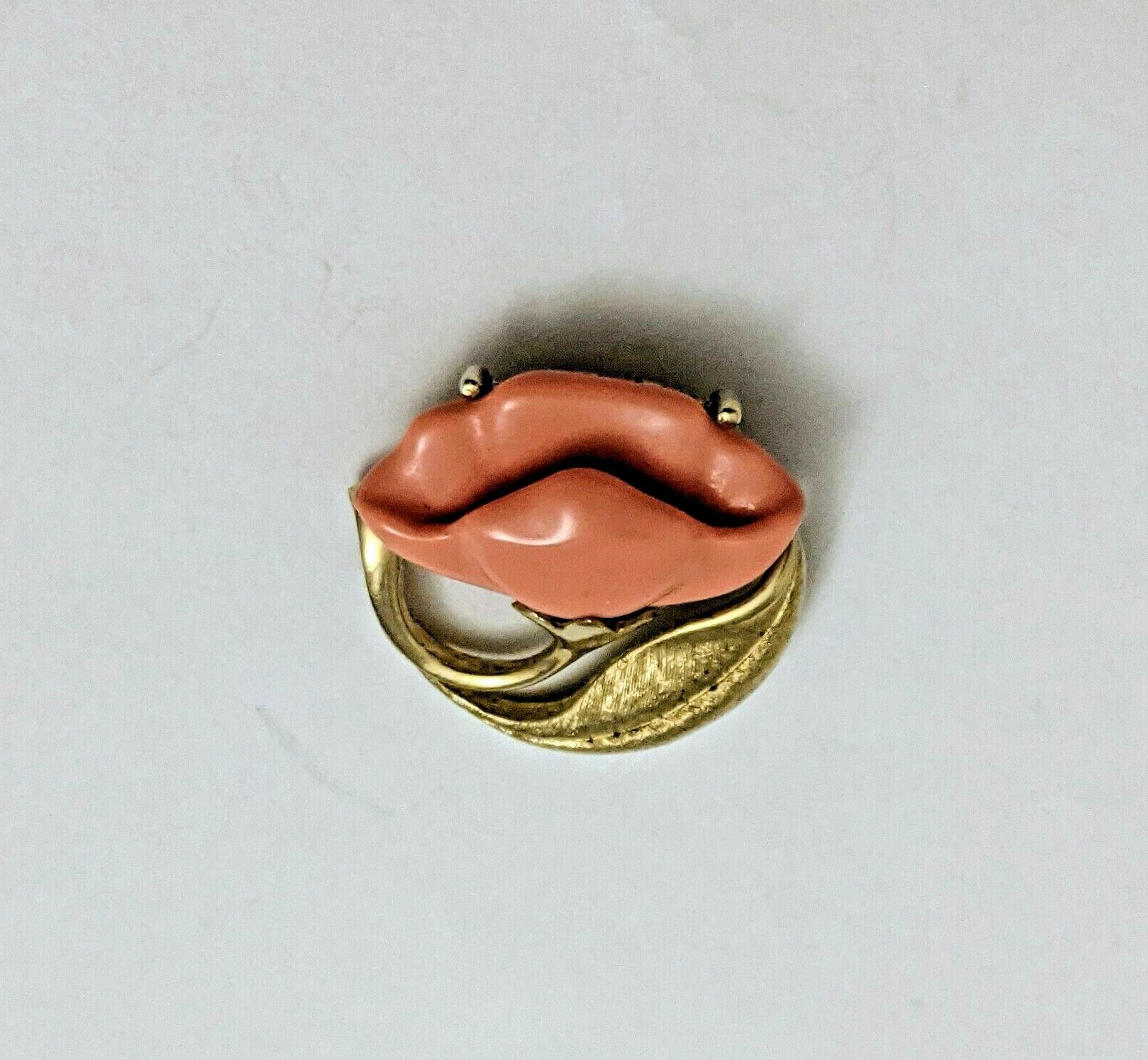 Avon Signed Coral Poppy Flower Brooch Peach Pink Lucite Brushed Gold Tone
