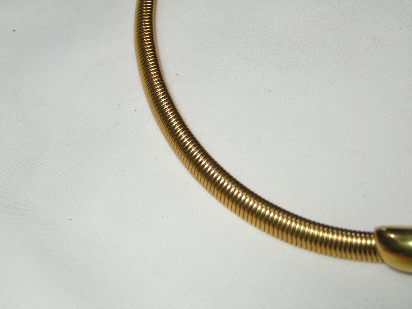…Vintage NAPIER…Gold Tone Omega Chain, Station Bib Pendant Necklace…