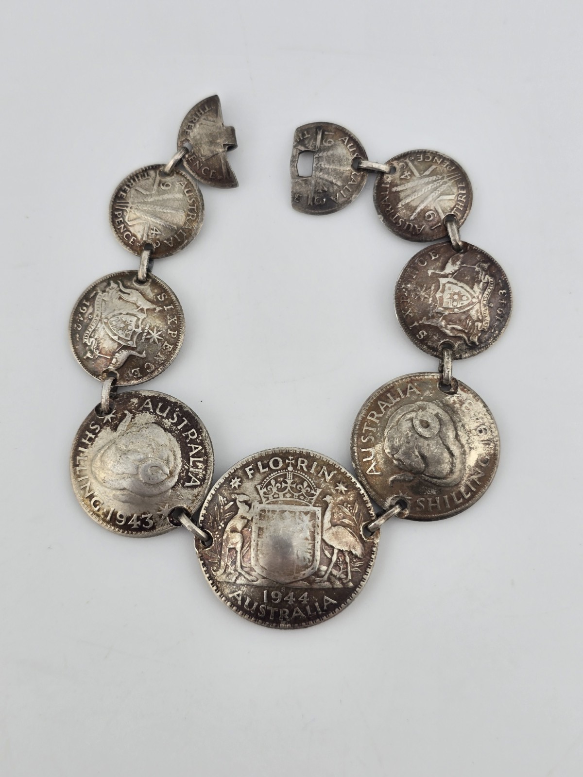 Vintage 1944 Australian Coin Trench Art Charm Link Artisan Bracelet