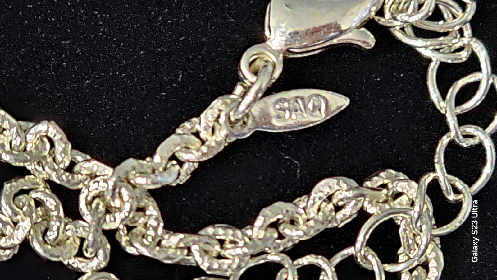 SAQ BAROQUE white pearl chain necklace silver tone 13″ with pendent