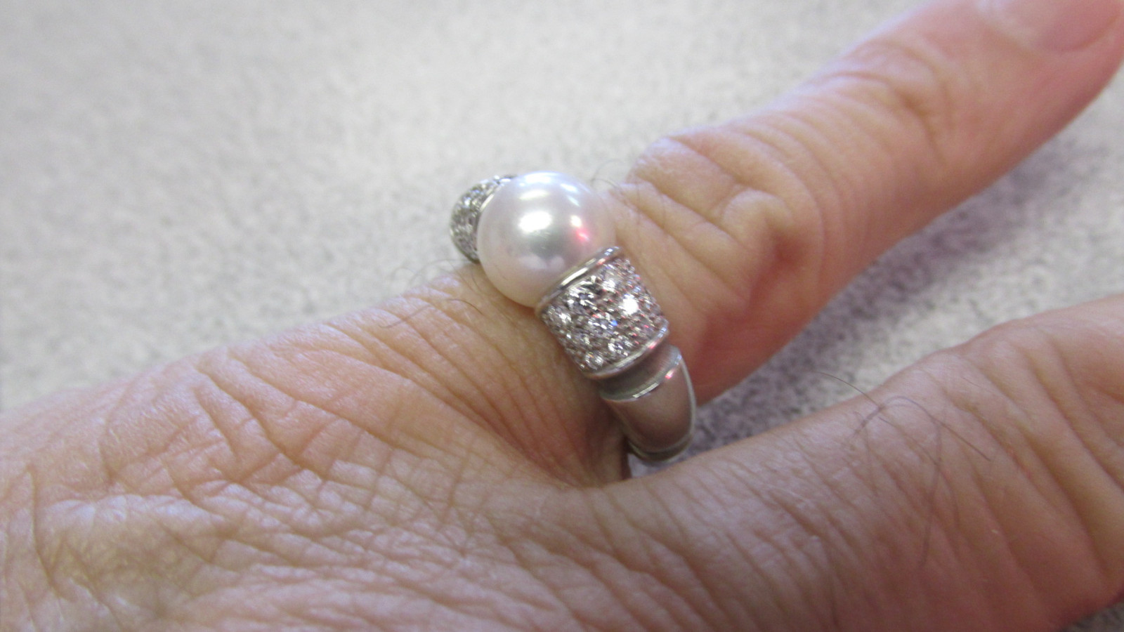 Mauboussin Tension Set Pearl & Diamond Ring 18k White Gold size 6 Make Offer