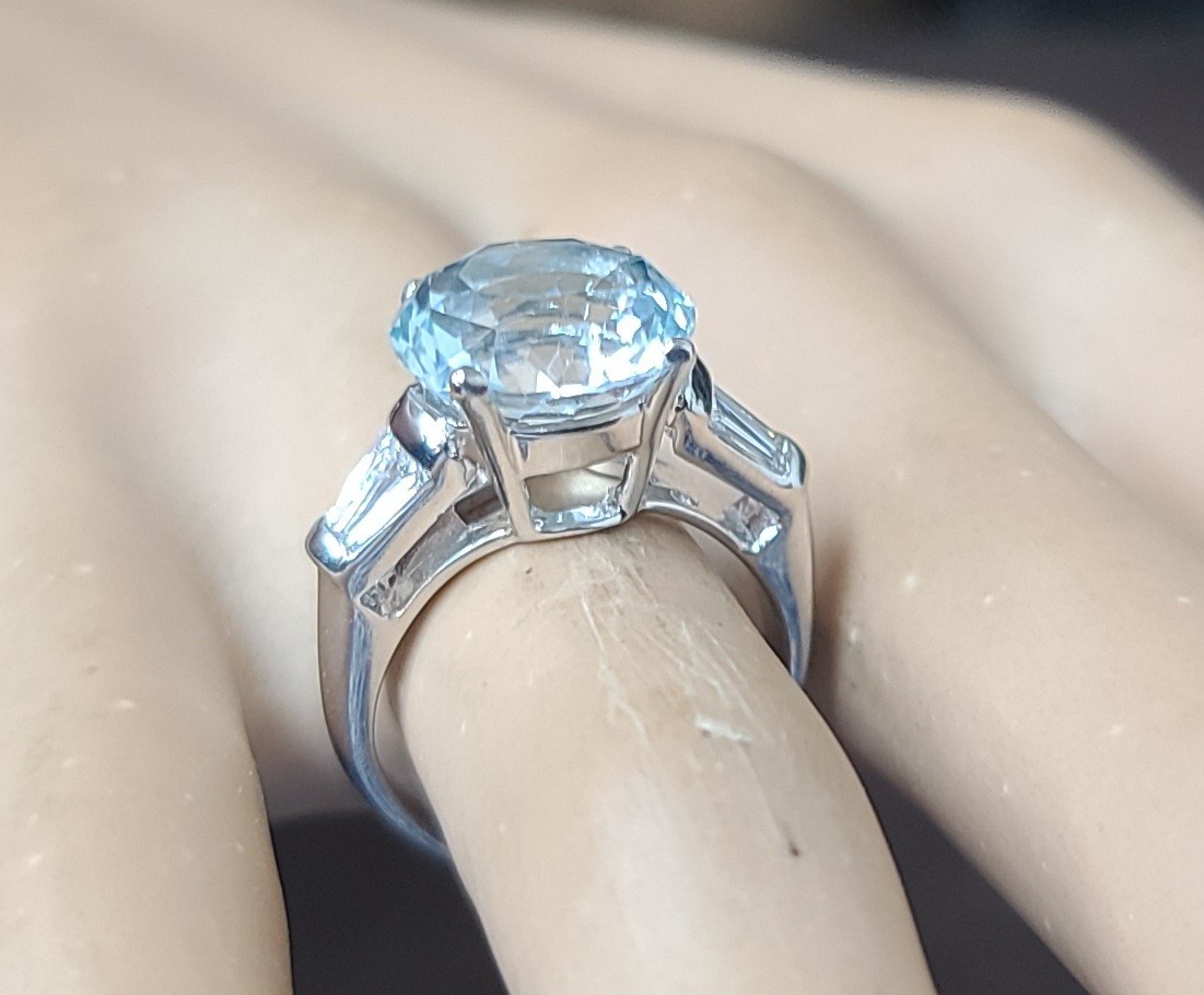 Vintage Platinum Engagement Ring 6.67ct. Natural Sky Blue Aquamarine Round Cut