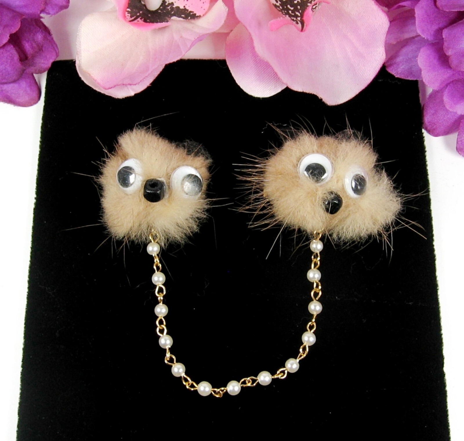 Vintage FUN Faux FUR FOX SWEATER GUARD Beads GOOGLY EYES Goldtone Clips