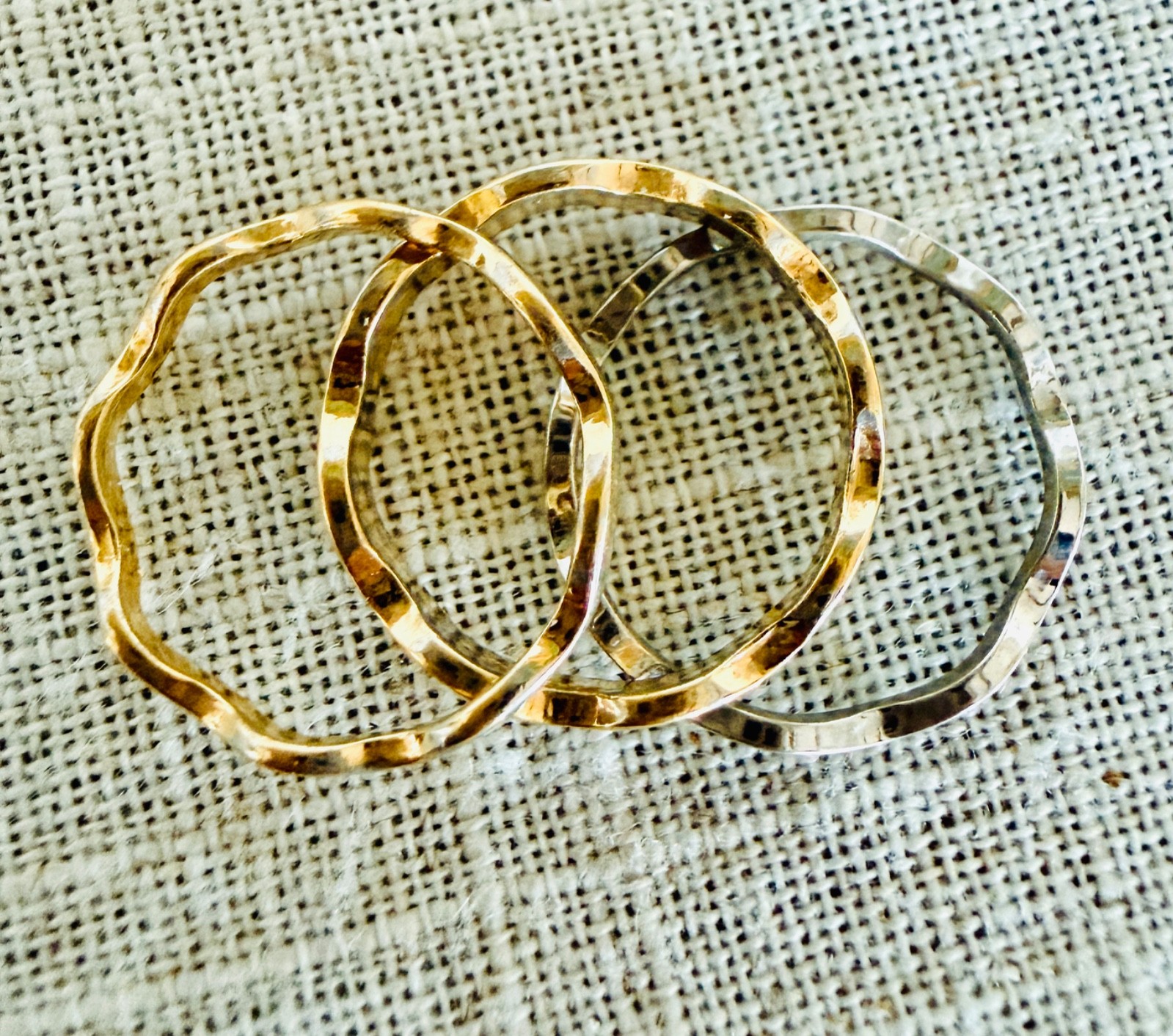 Vintage Avon Wave Band Stacking Rings Set of 3 Gold Silver Tone Size 6