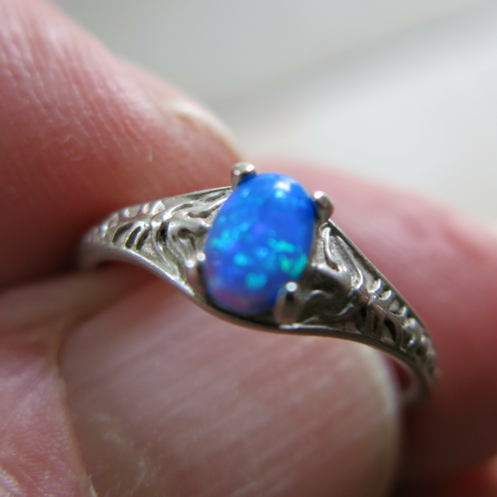 Sterling Silver WM Ring Faux Opal 1.5g Size 7 [6586]